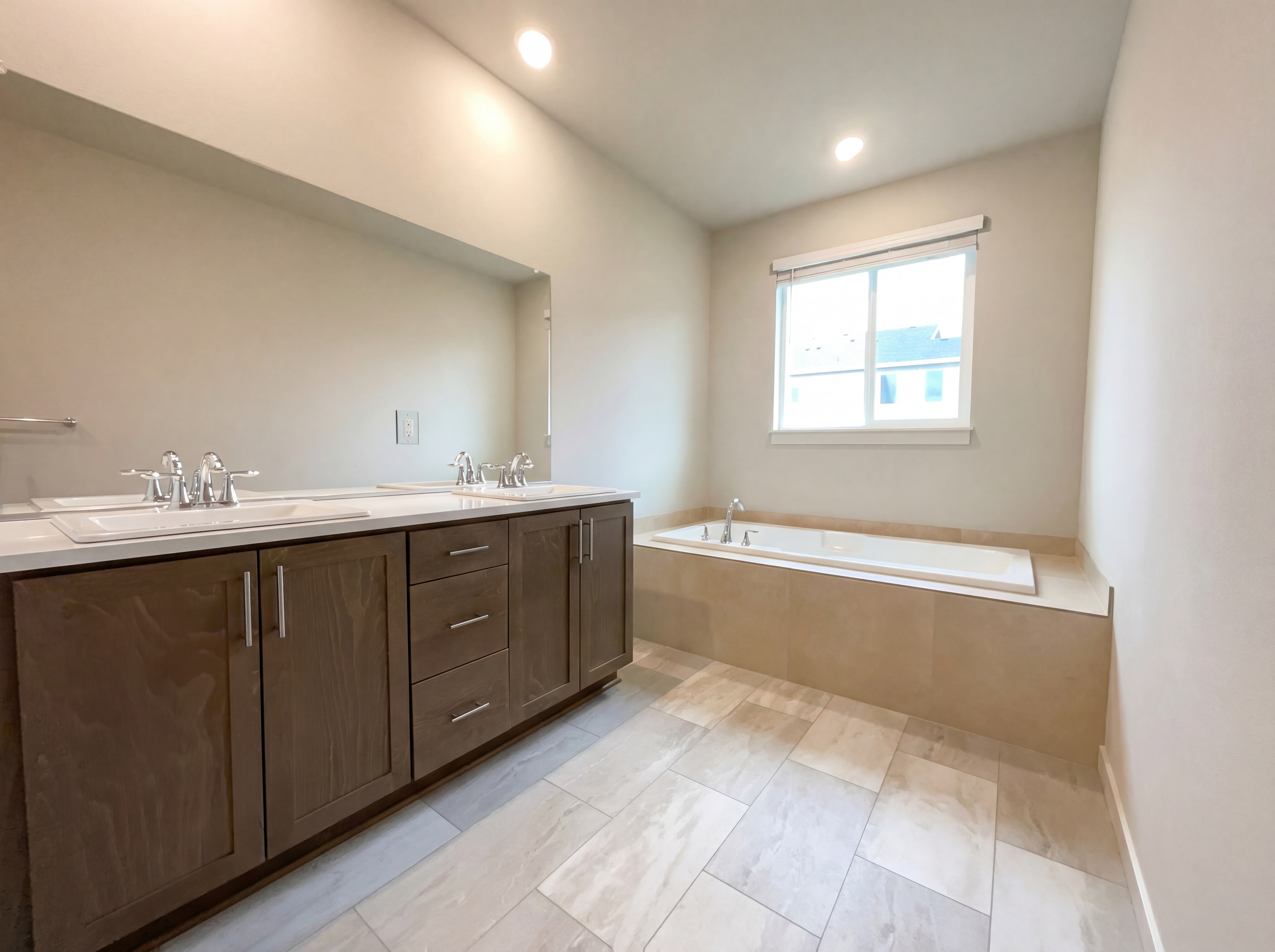 Photo 6 of 21 of 3616 NE 170th St, Vancouver, WA
