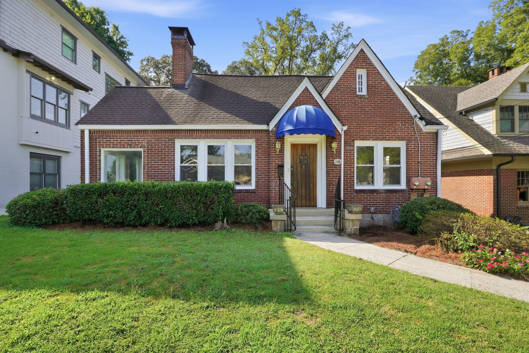 Photo 1 of 1133 Hudson Dr NE