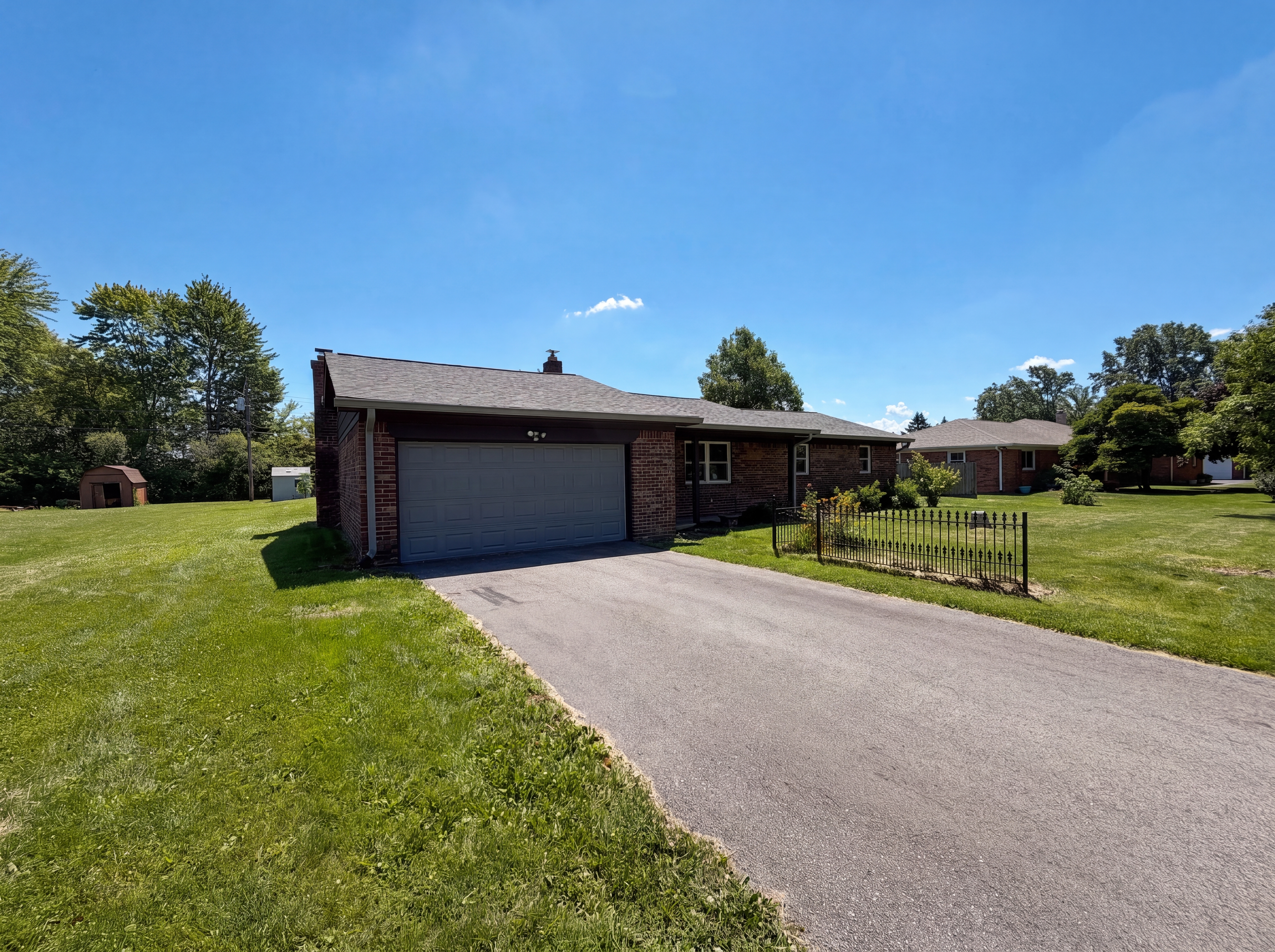 Photo 15 of 19 of 2883 S Wollenweber Rd, New Palestine, IN