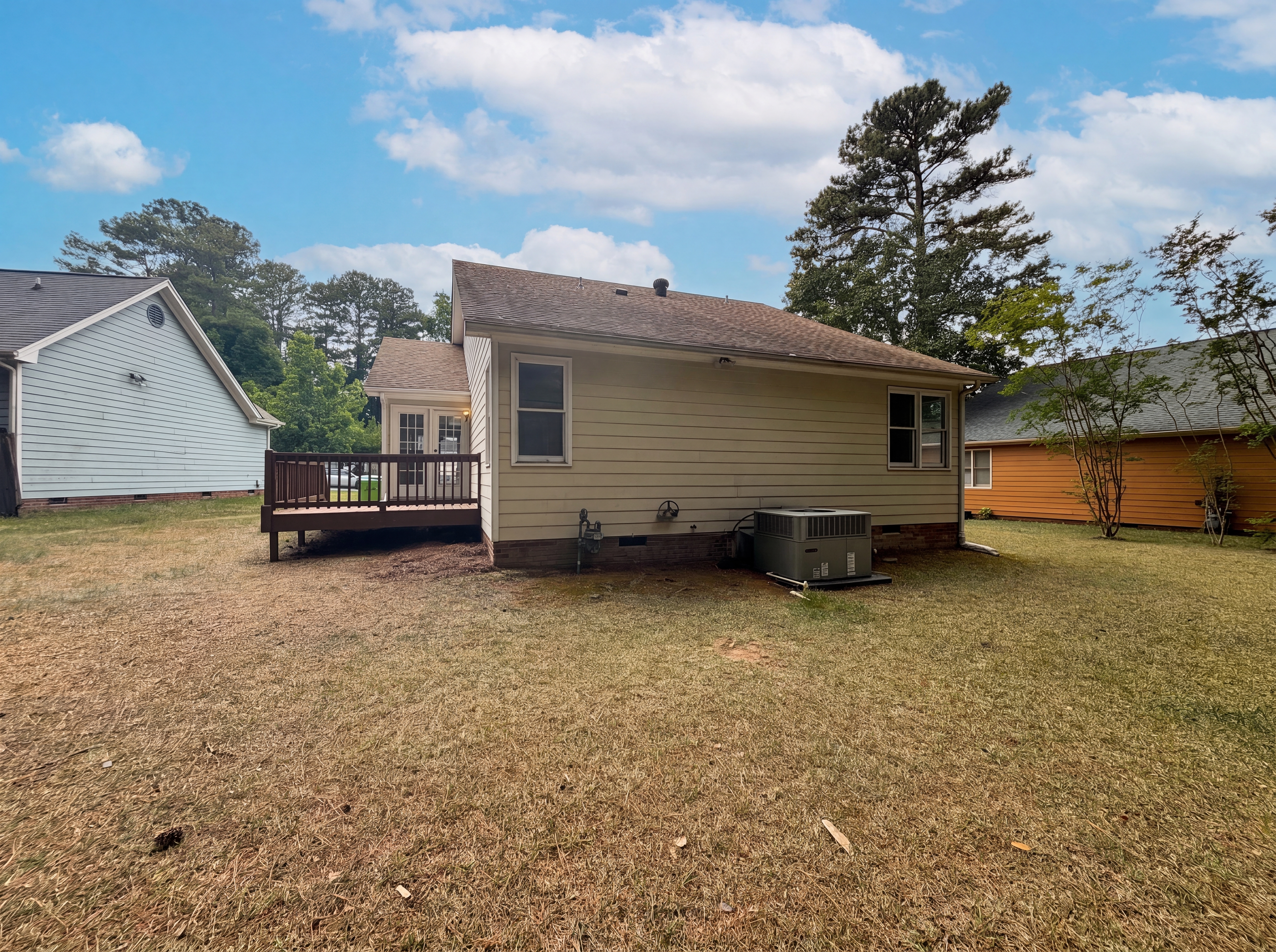 Photo 5 of 17 of 3117 Verdugo Dr, Raleigh, NC