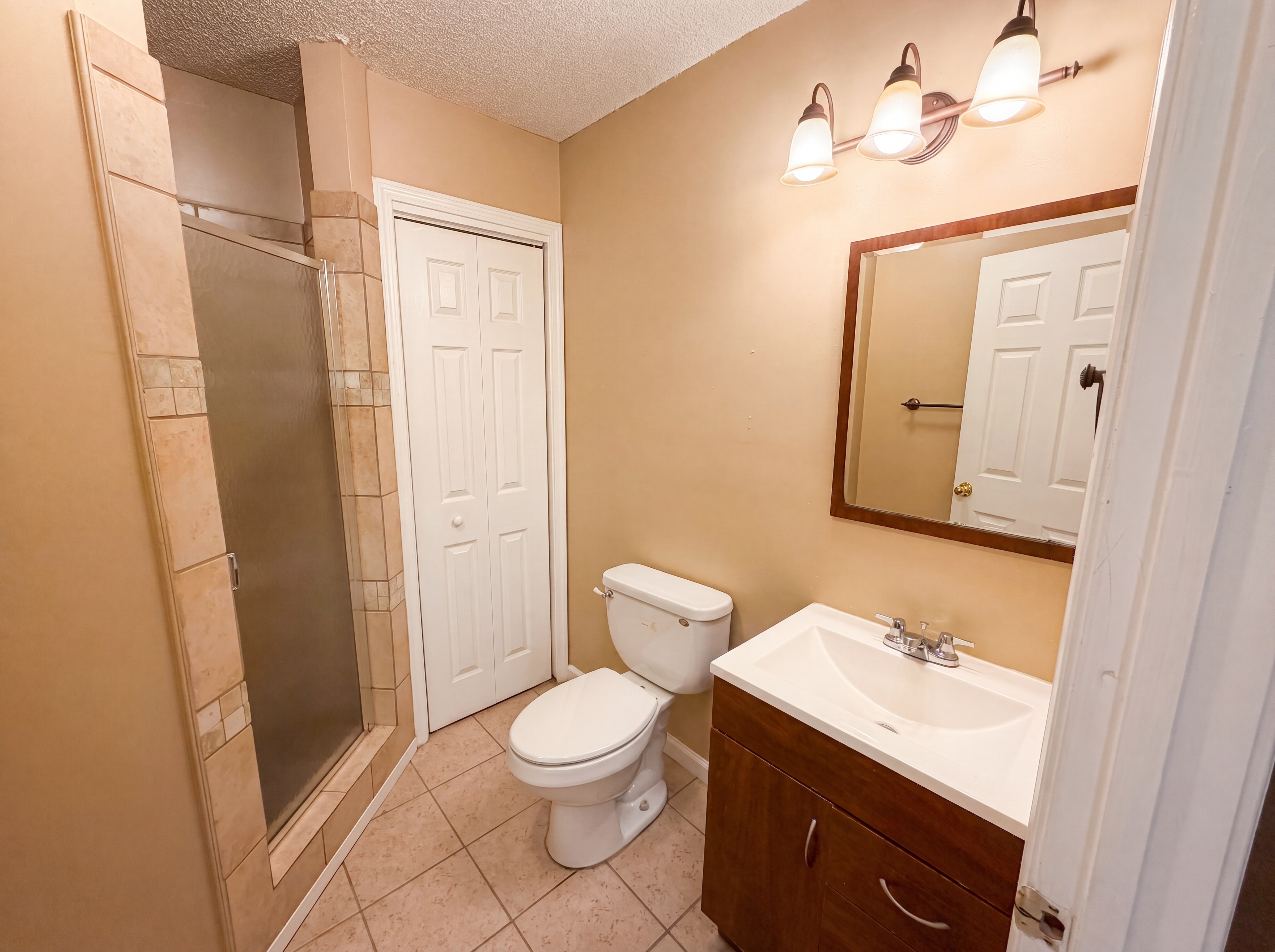 Photo 18 of 24 of 2195 Clayton Rdg, Lithonia, GA