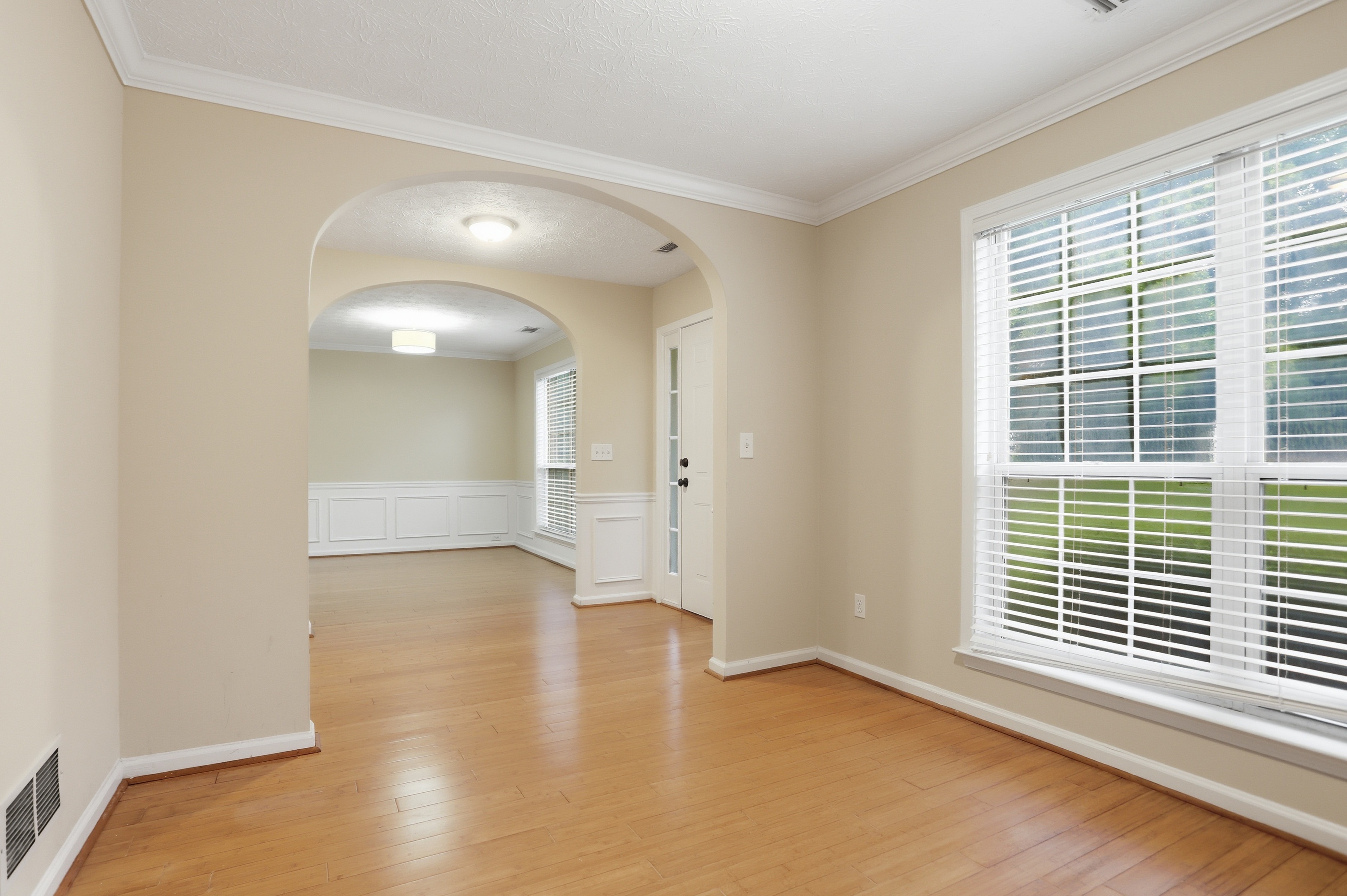 Photo 11 of 40 of 237 Kensington Trce, Stockbridge, GA