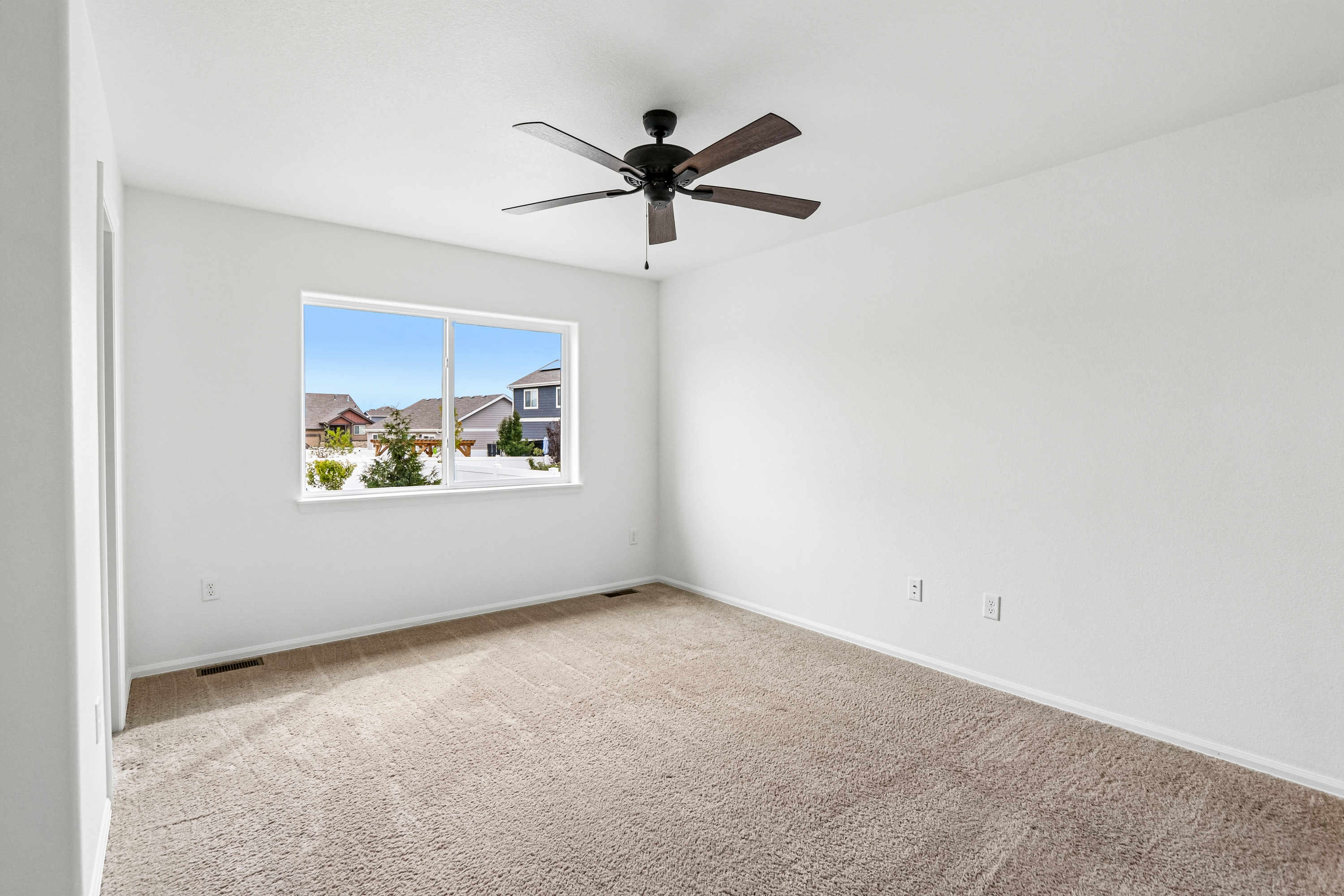 Photo 10 of 21 of 1618 104th Ave, Greeley, CO