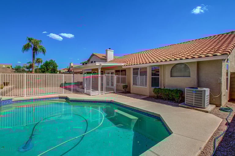 Photo 2 of 23 - 7548 W Redfield Rd, Peoria, AZ 85381