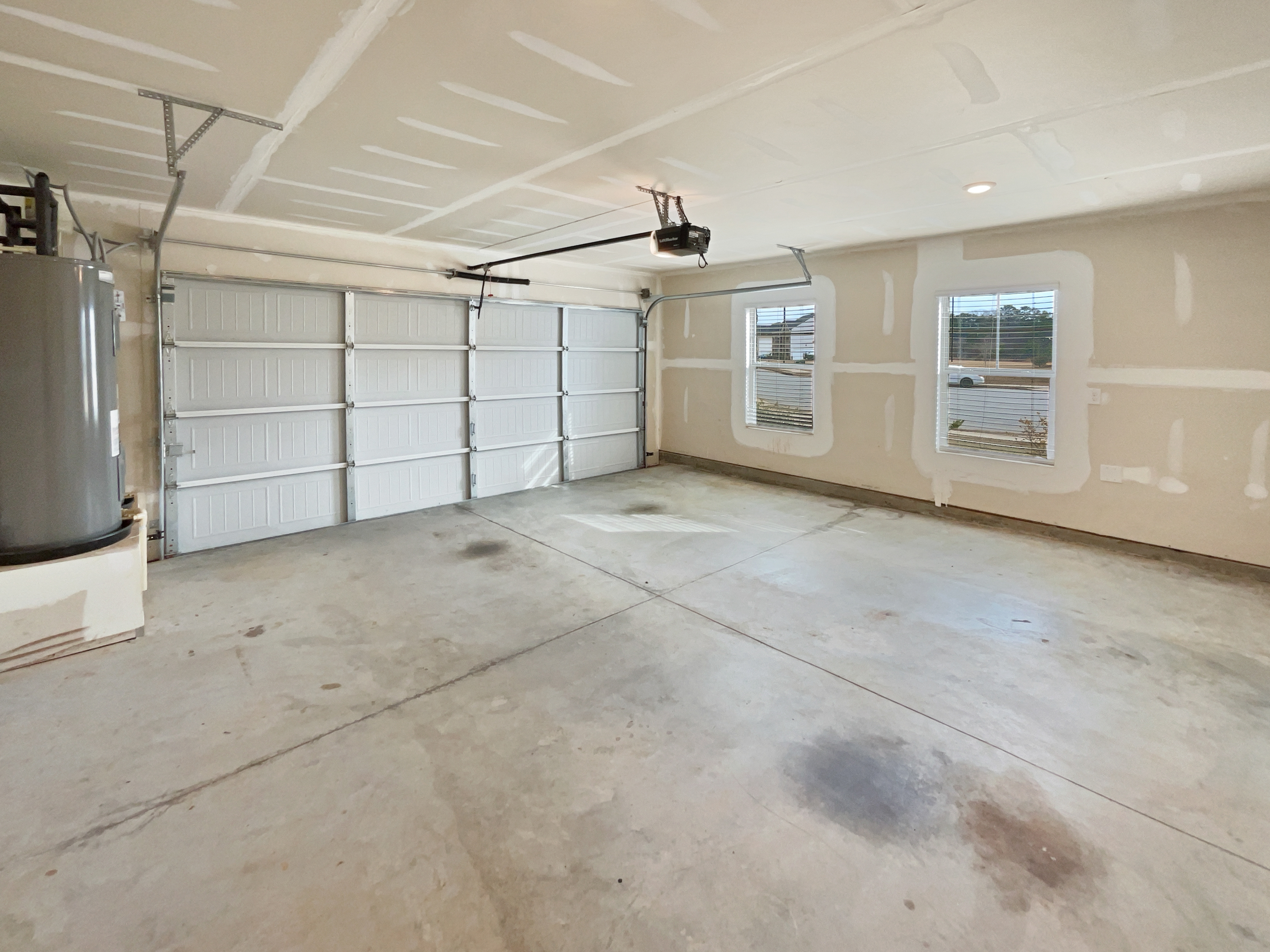 Photo 12 of 25 of 230 Prescott St, Locust Grove, GA