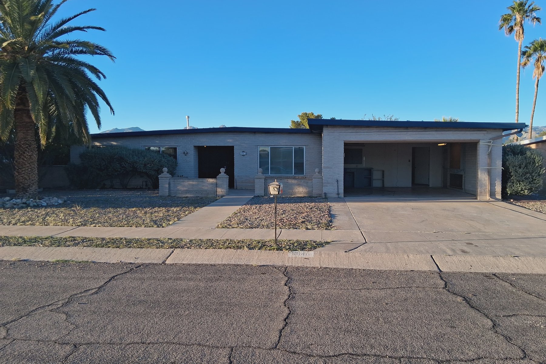 Photo 1 of 8941 E Rosewood St
