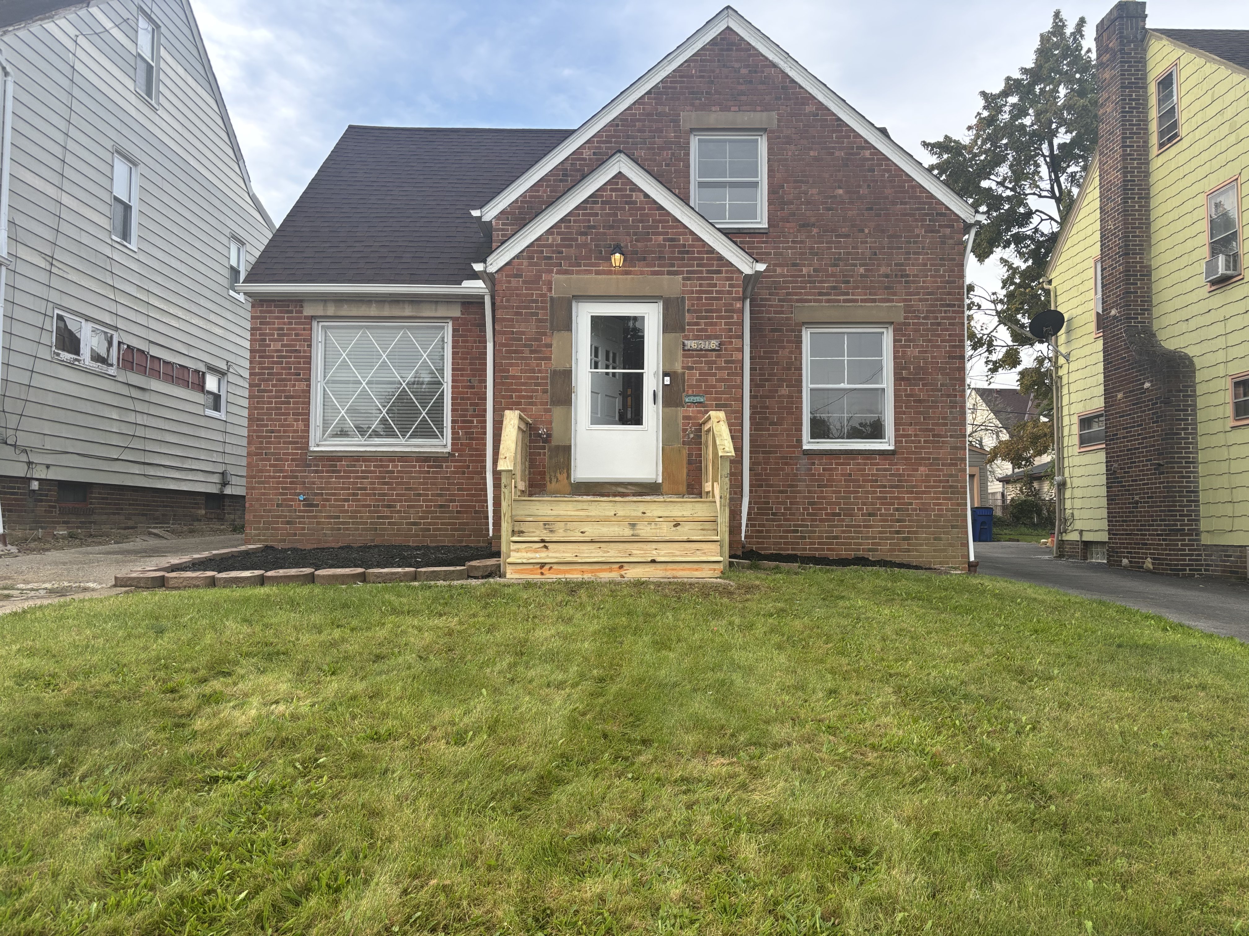 Photo 1 of 16316 Walden Ave
