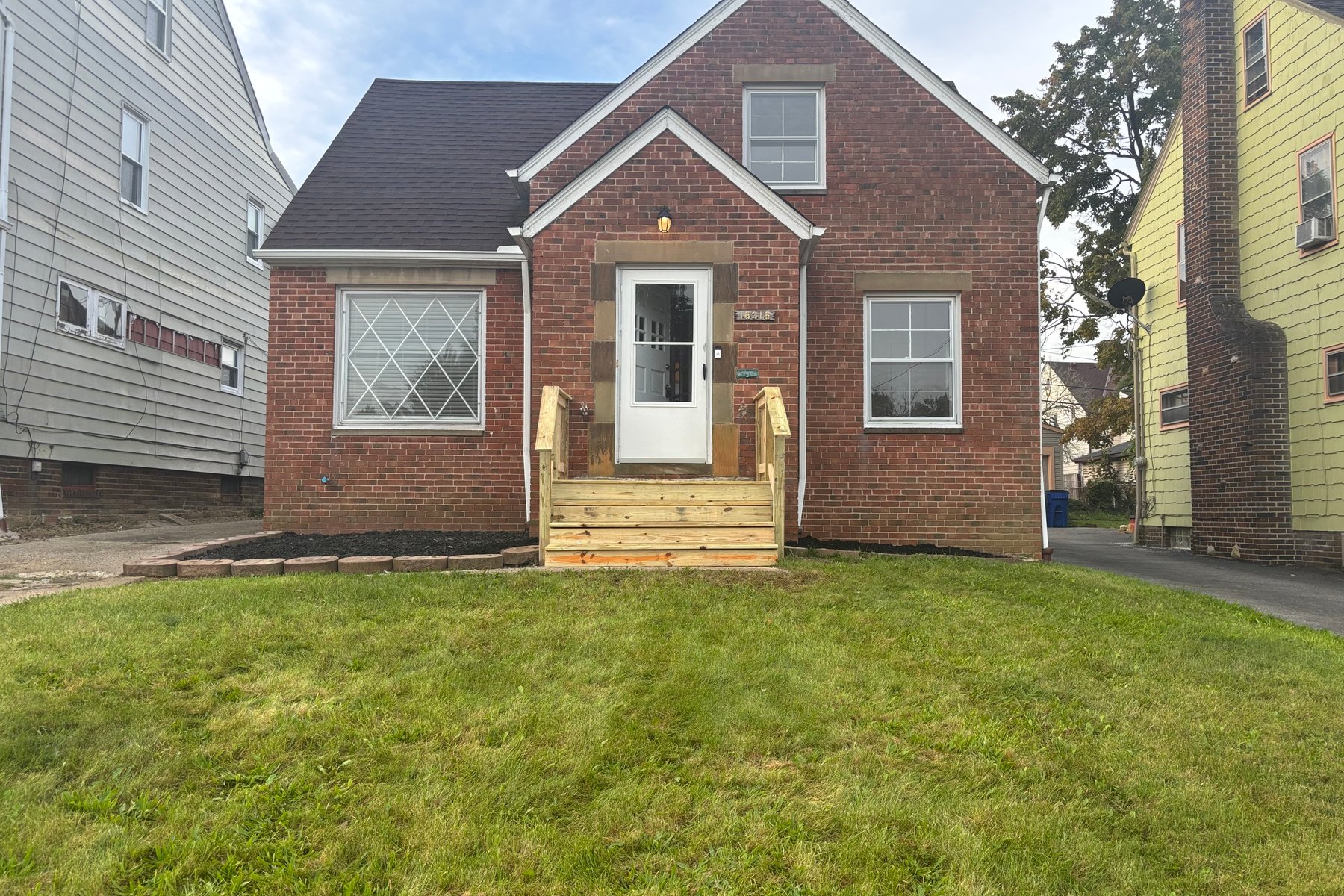 Photo 1 of 16316 Walden Ave