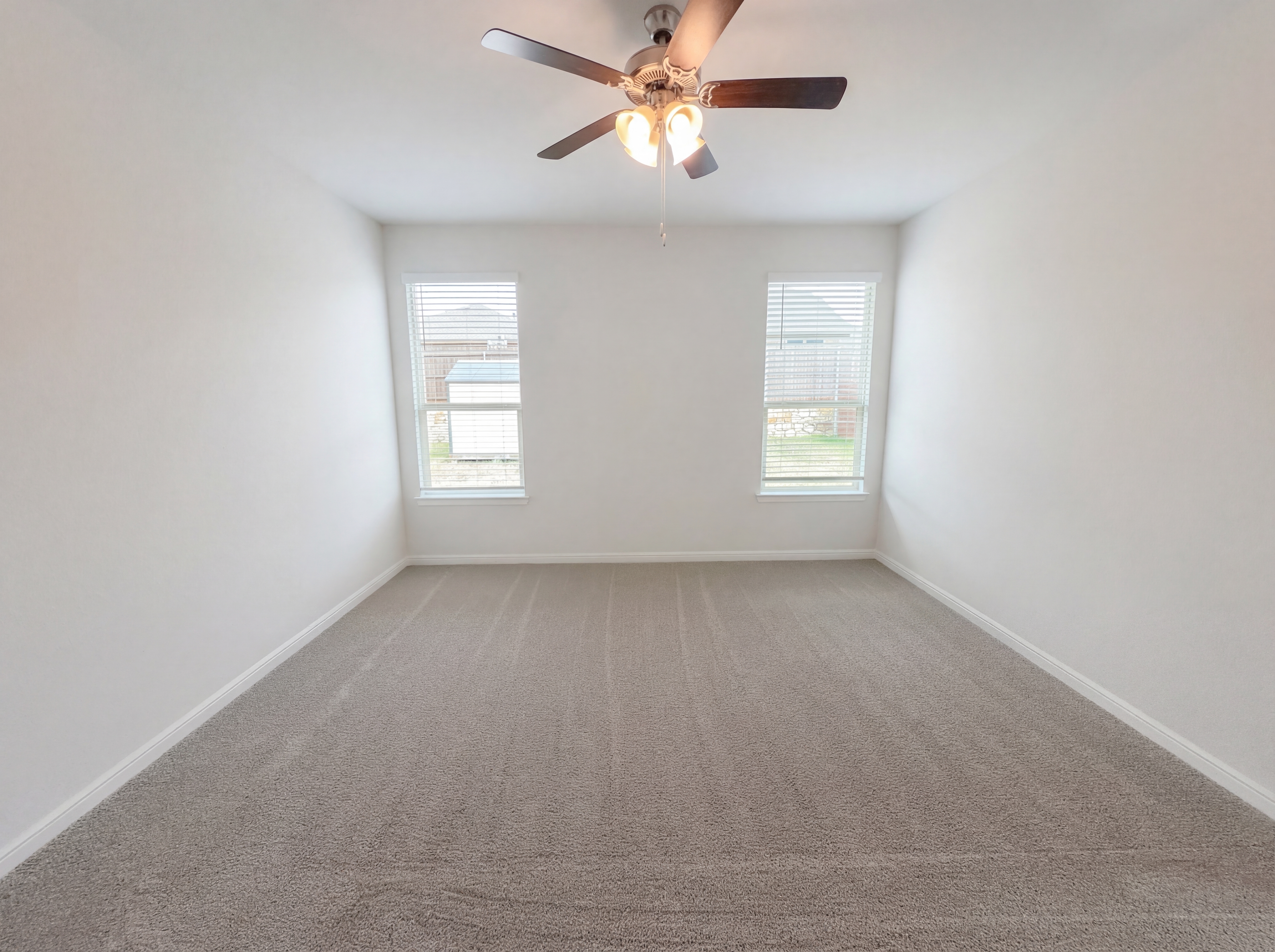 Photo 10 of 16 of 2520 Allview Ln, Red Oak, TX