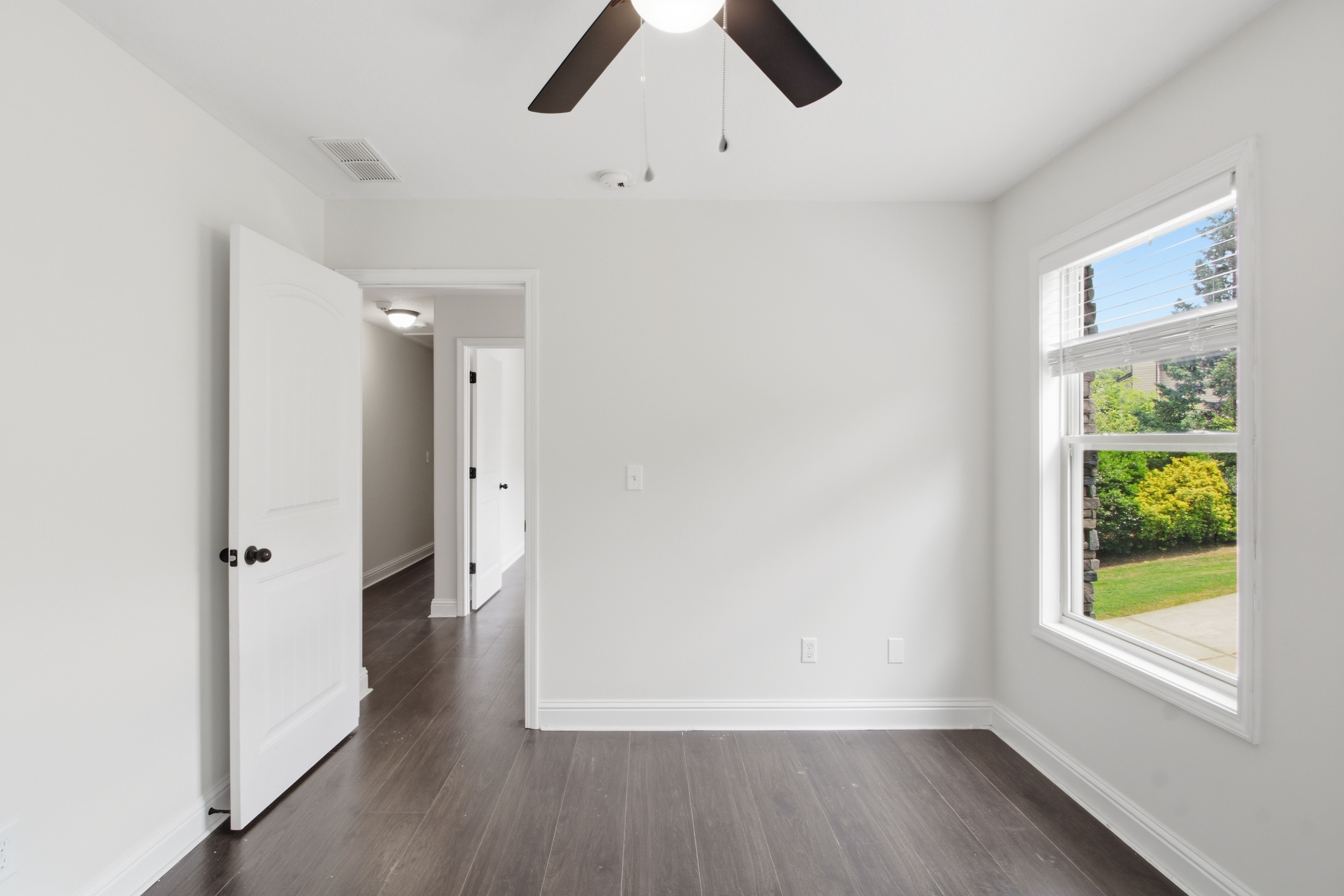 Photo 24 of 42 of 454 Woodbriar Dr, Jefferson, GA