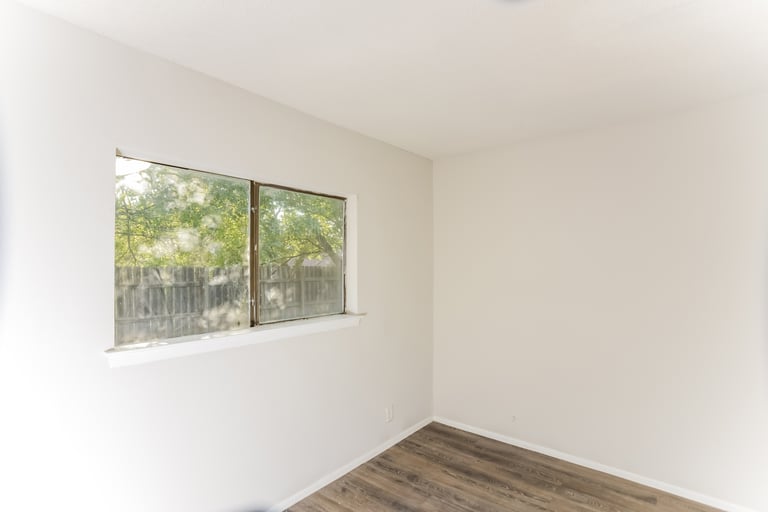 Photo 15 of 27 - 4018 Sun Harbour Dr, San Antonio, TX 78244