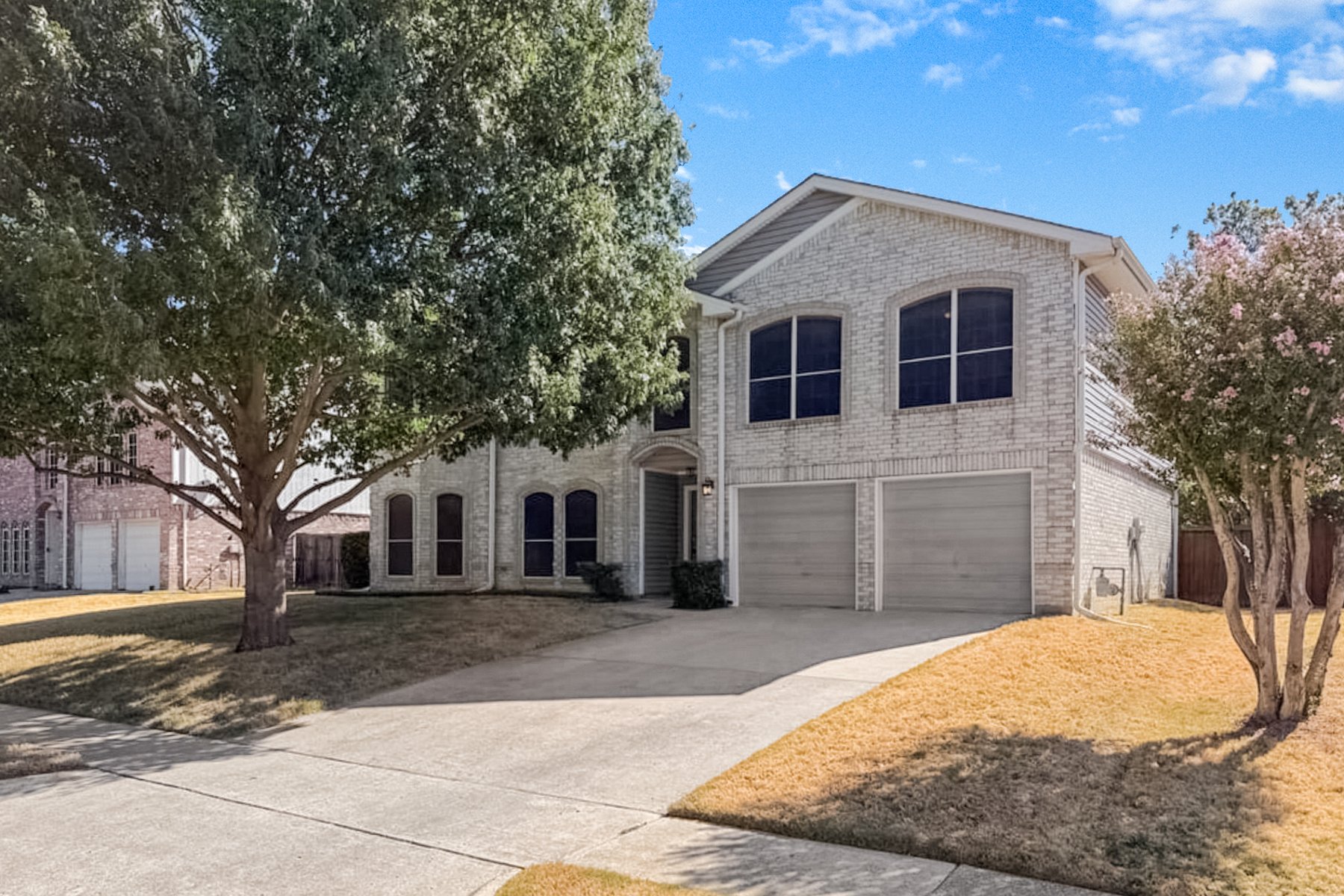 Photo 1 of 2711 Vistaview Dr