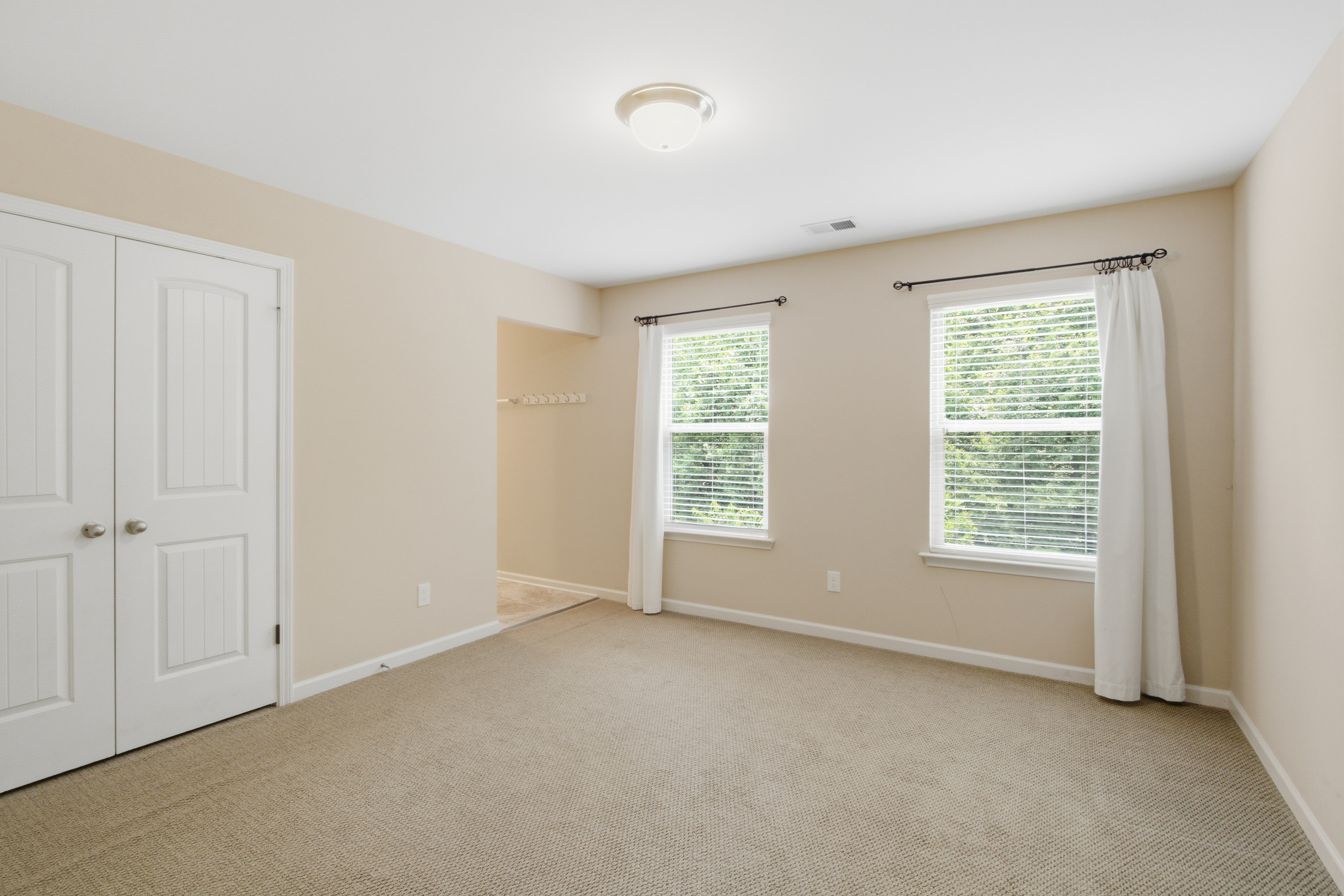 Photo 4 of 37 of 5047 Little Harbor Way, Acworth, GA