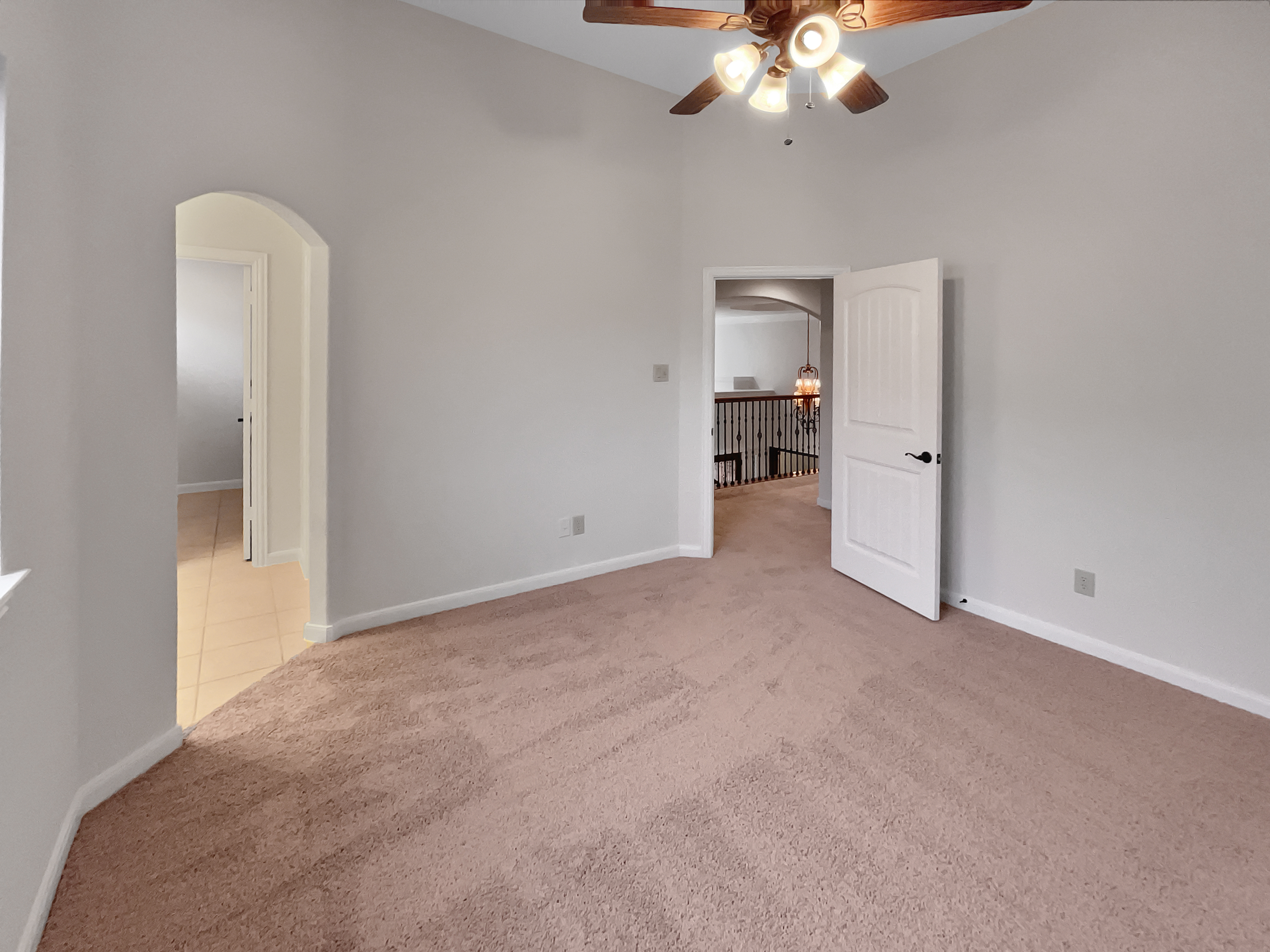 Photo 17 of 36 of 913 Clack Dr, Garland, TX