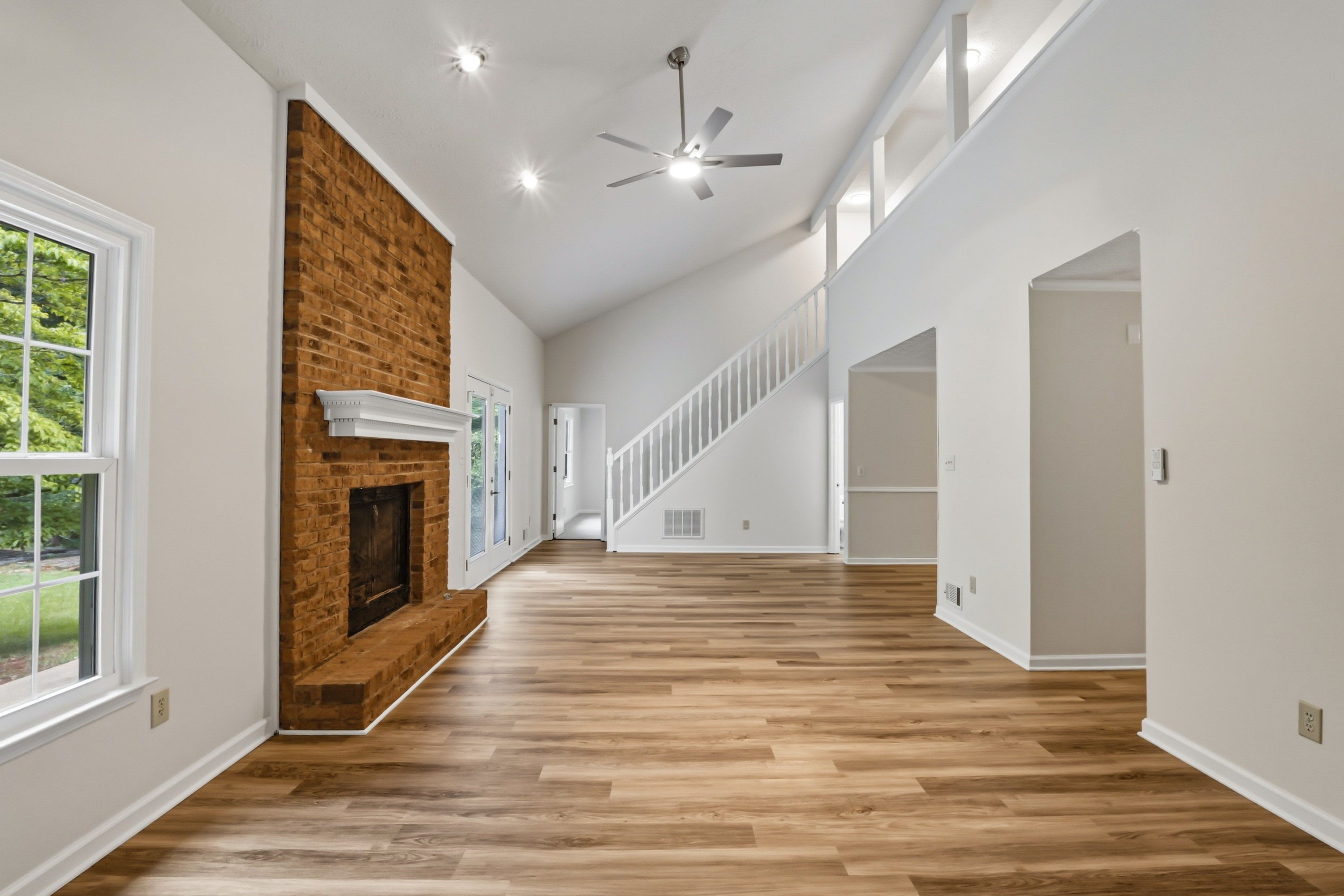Photo 8 of 32 of 335 Stoneridge Way, Fayetteville, GA