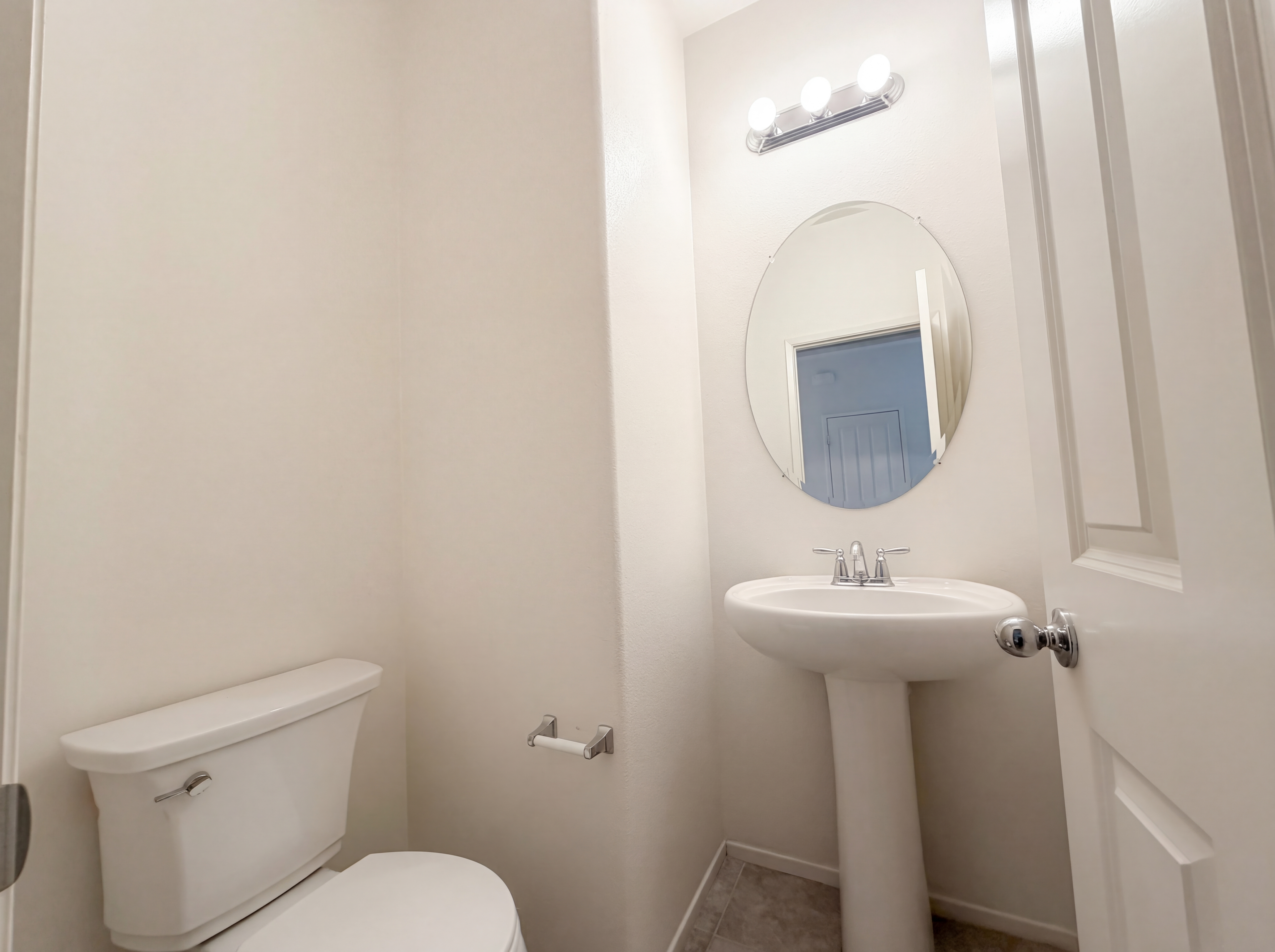 Photo 7 of 22 of 24266 Hazelnut Ave, Murrieta, CA