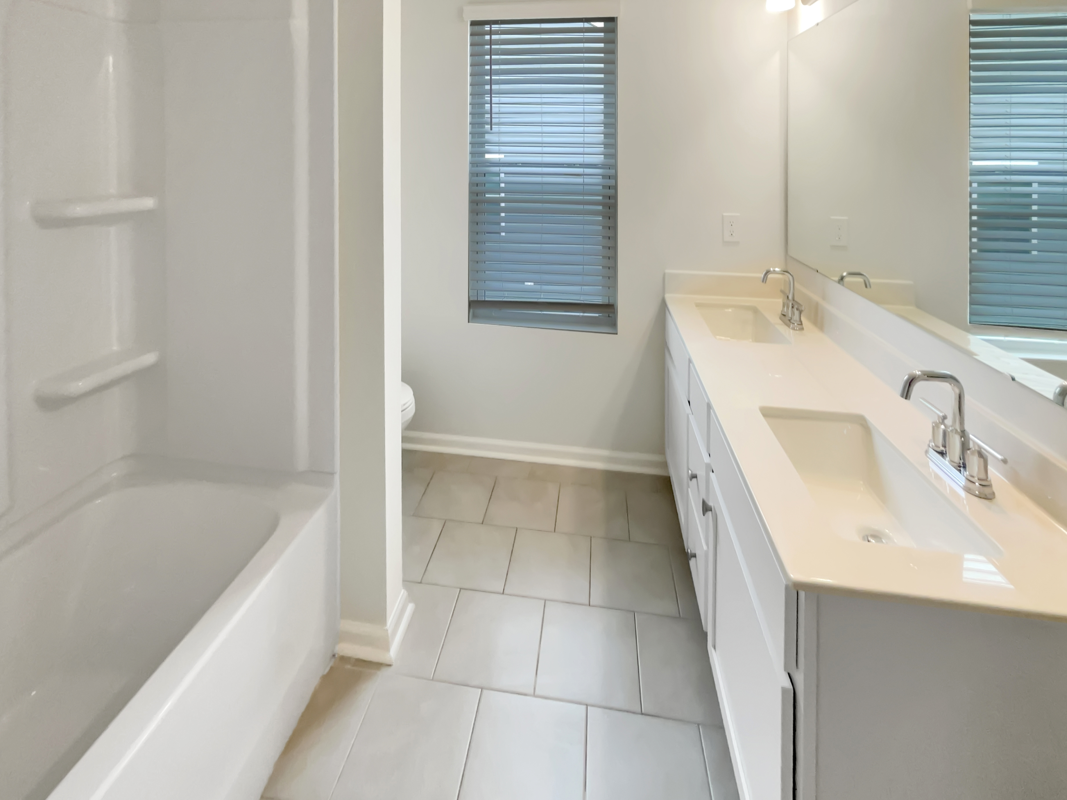 Photo 18 of 24 of 4023 Aster Point Ct, Pfafftown, NC