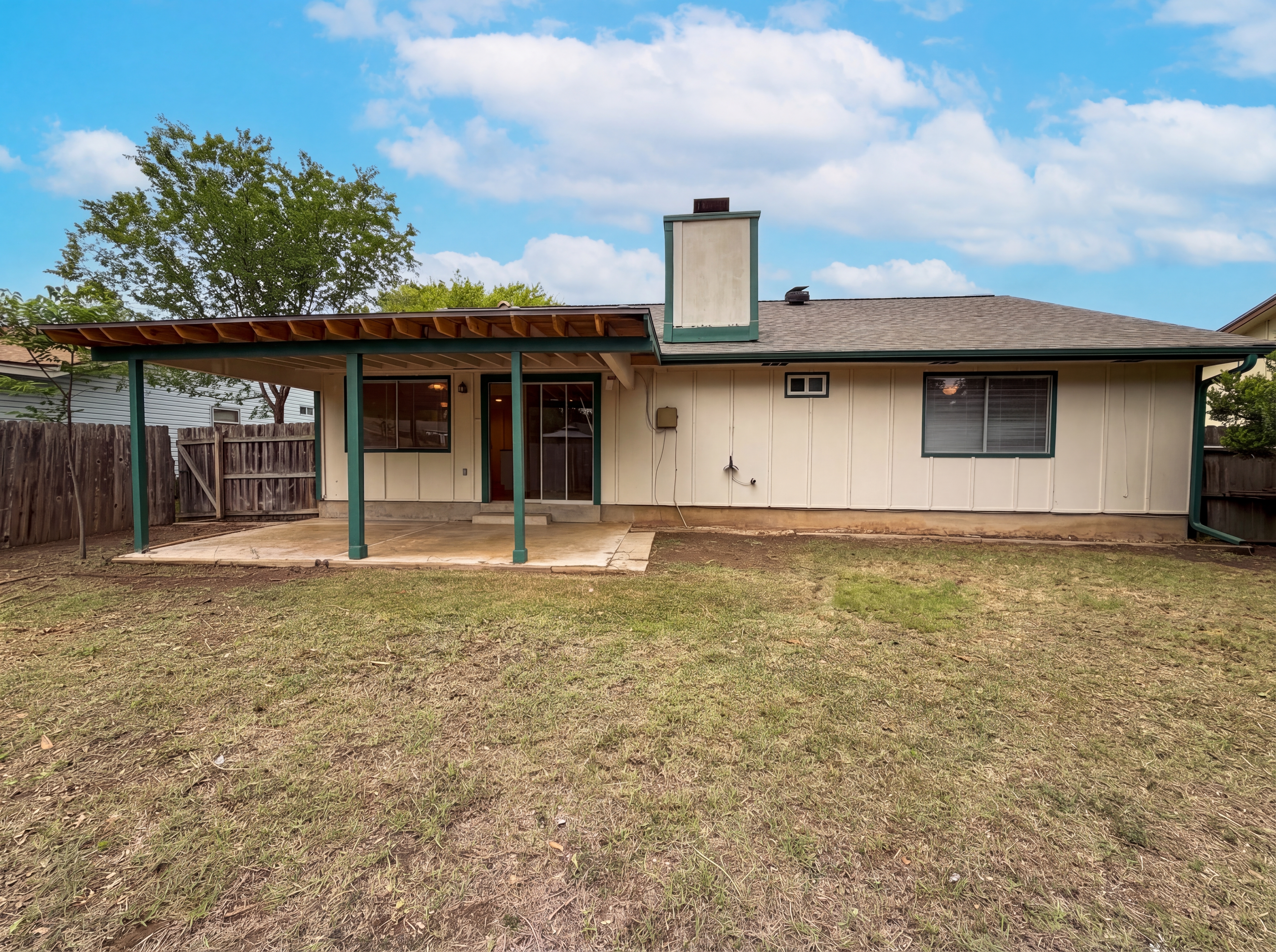 Photo 5 of 17 of 528 Pecan Dr, Schertz, TX