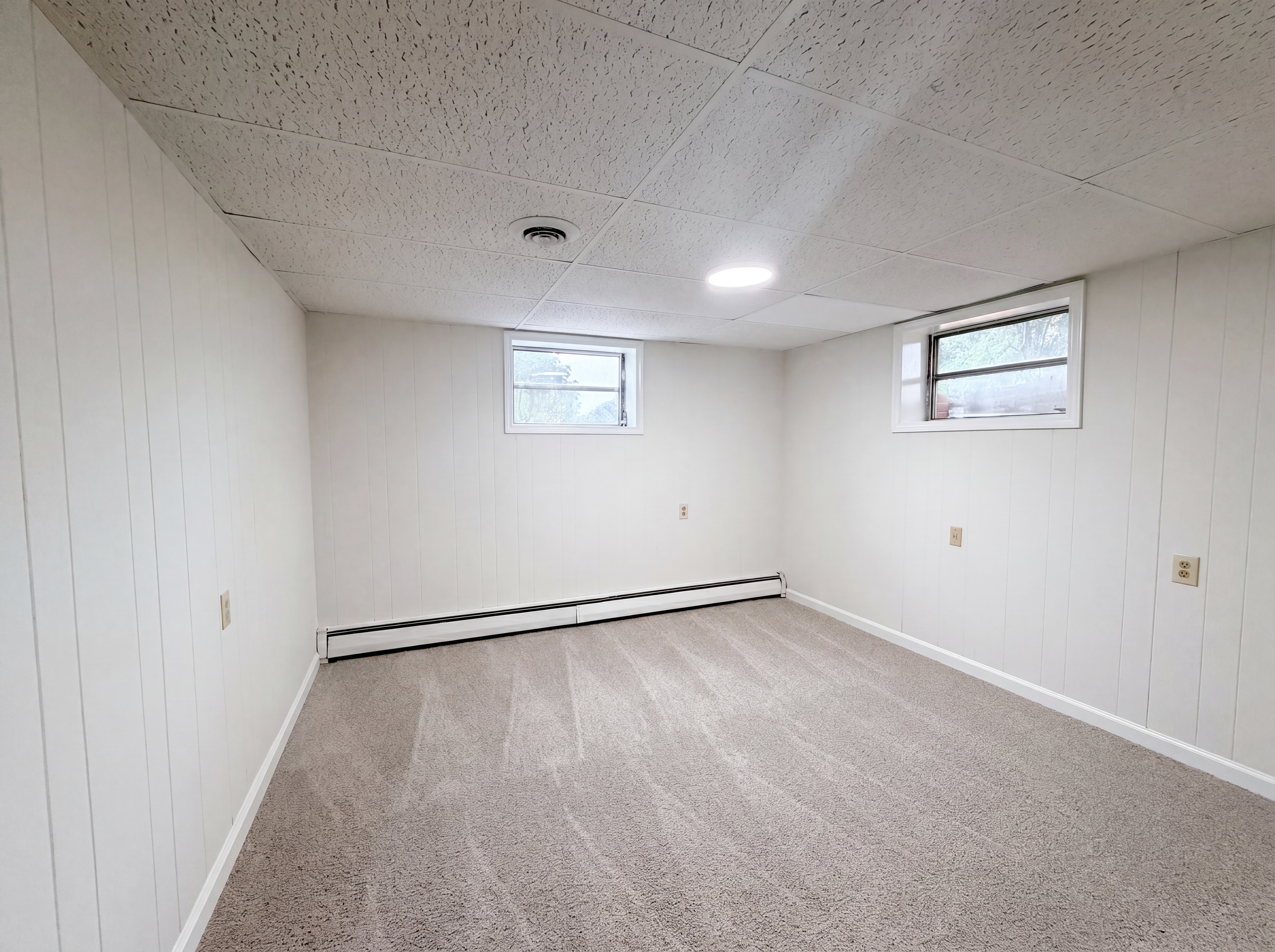 Photo 17 of 21 of 1580 W Cloaninger Ave, Statesville, NC