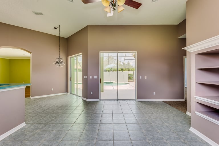 Photo 3 of 31 - 9067 Laurel Ridge Dr, Mount Dora, FL 32757