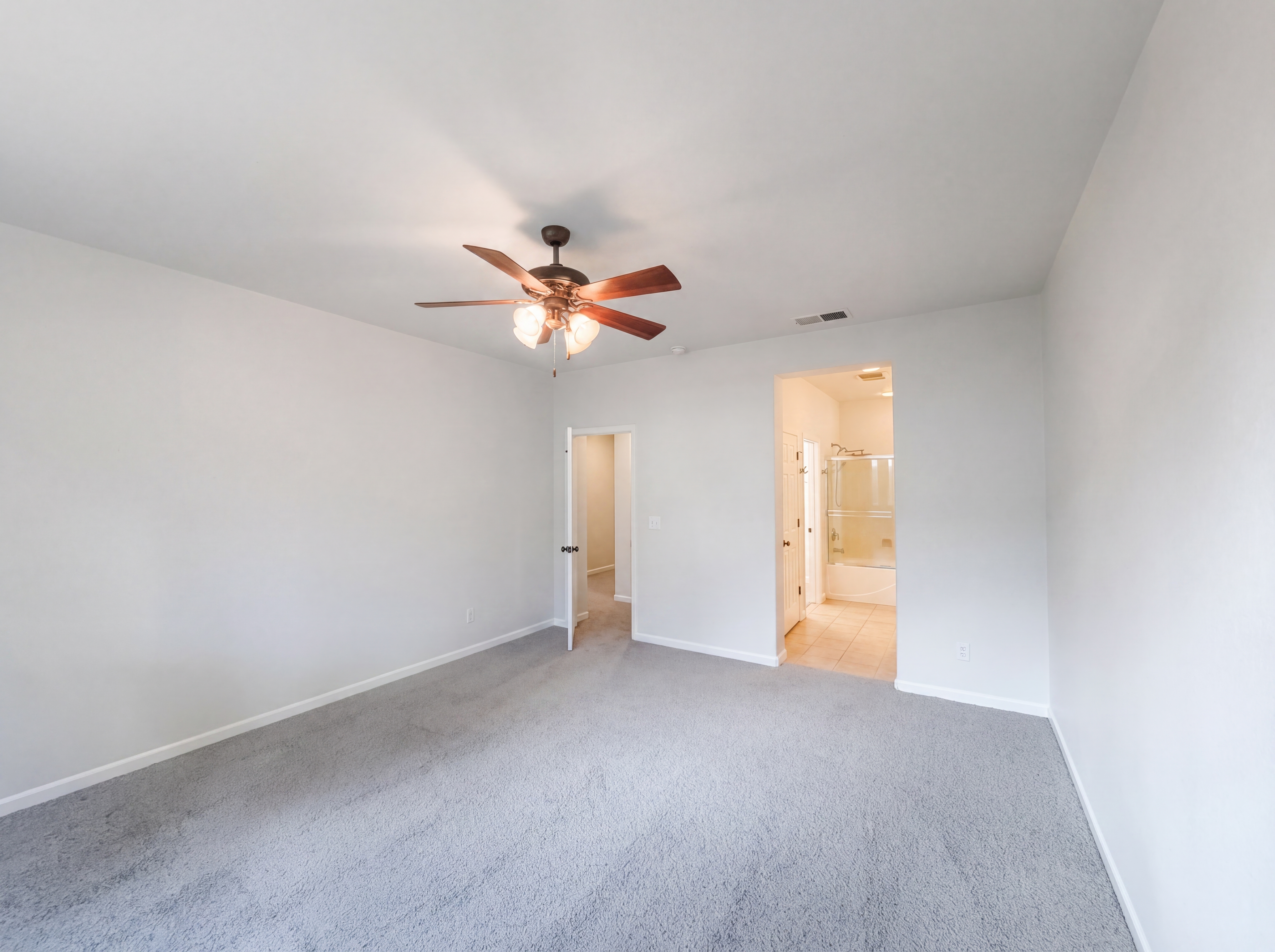 Photo 24 of 43 of 8532 Hawley Way, Elk Grove, CA