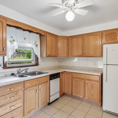 Property photo 2 of 478 Balconade Dr