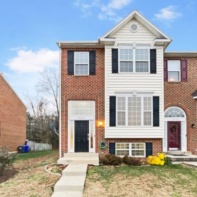 Property photo 1 of 10800 Nautica Pl
