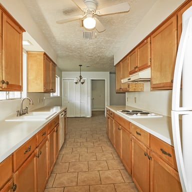 Property photo 2 of 6409 Coral Gables Dr