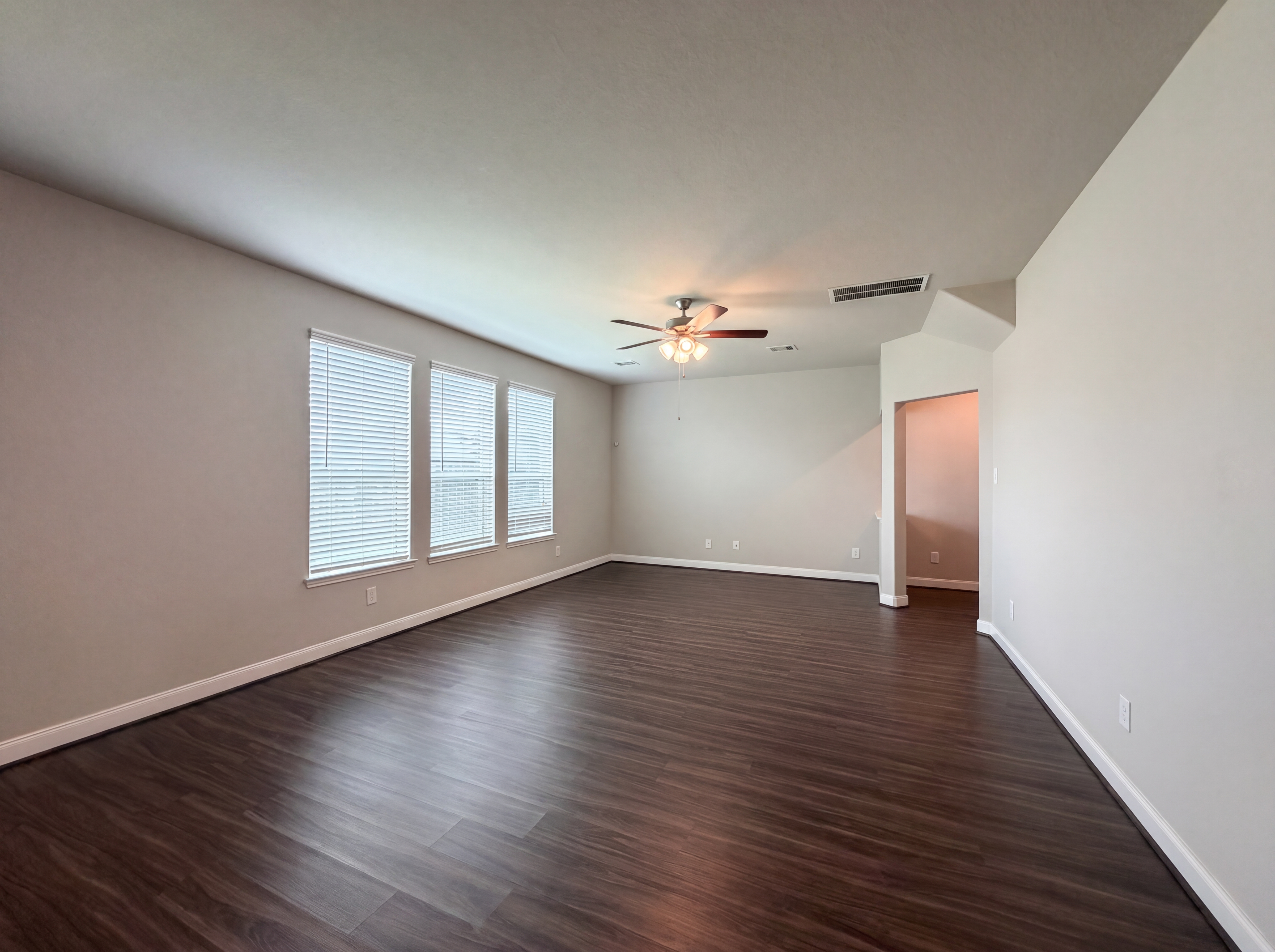Photo 3 of 21 of 4403 Upland Stream Ln, Katy, TX