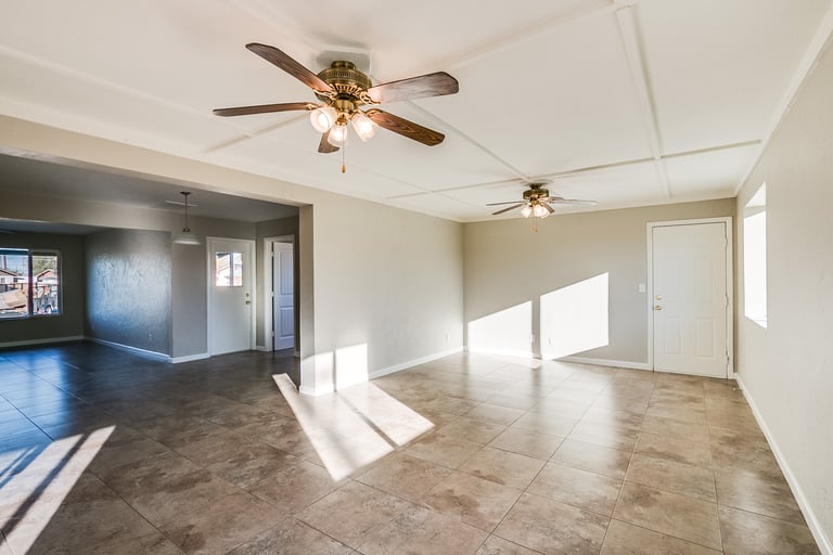 Photo 4 of 33 - 453 N Kirchoff, Mesa, AZ 85203