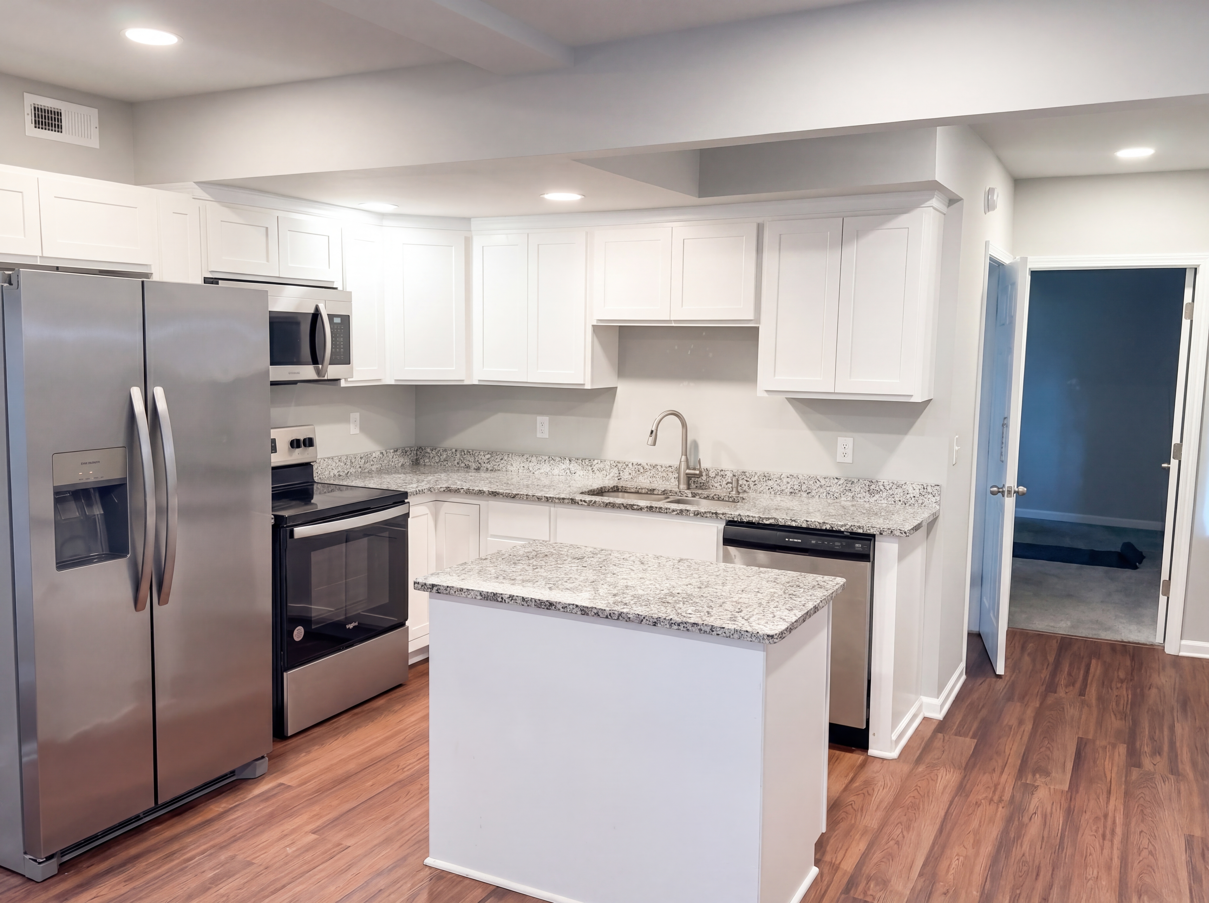 Photo 11 of 24 of 316 W Commerce St, Smyrna, DE