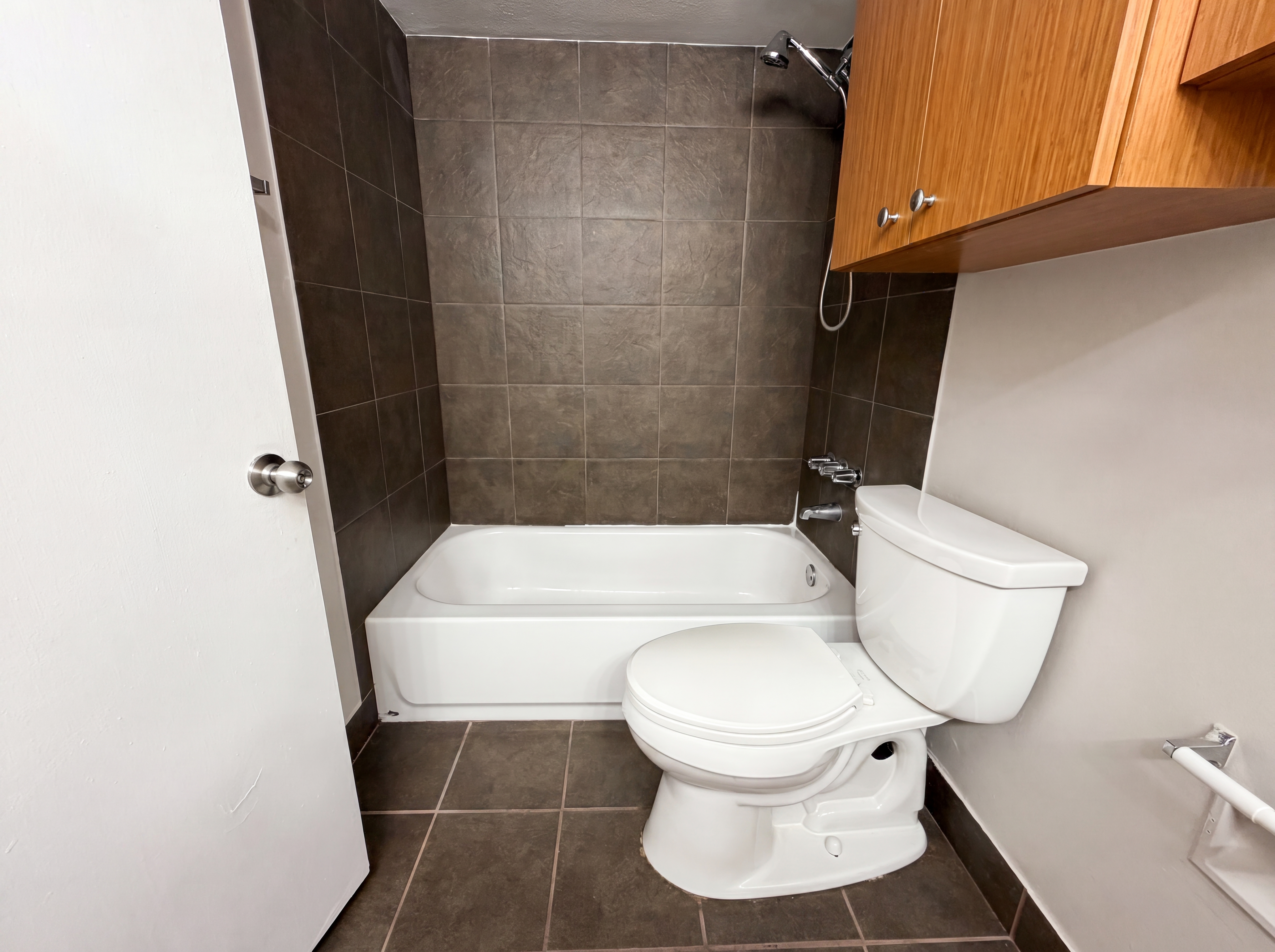 Photo 12 of 17 of 3938 W Alabama St, Houston, TX