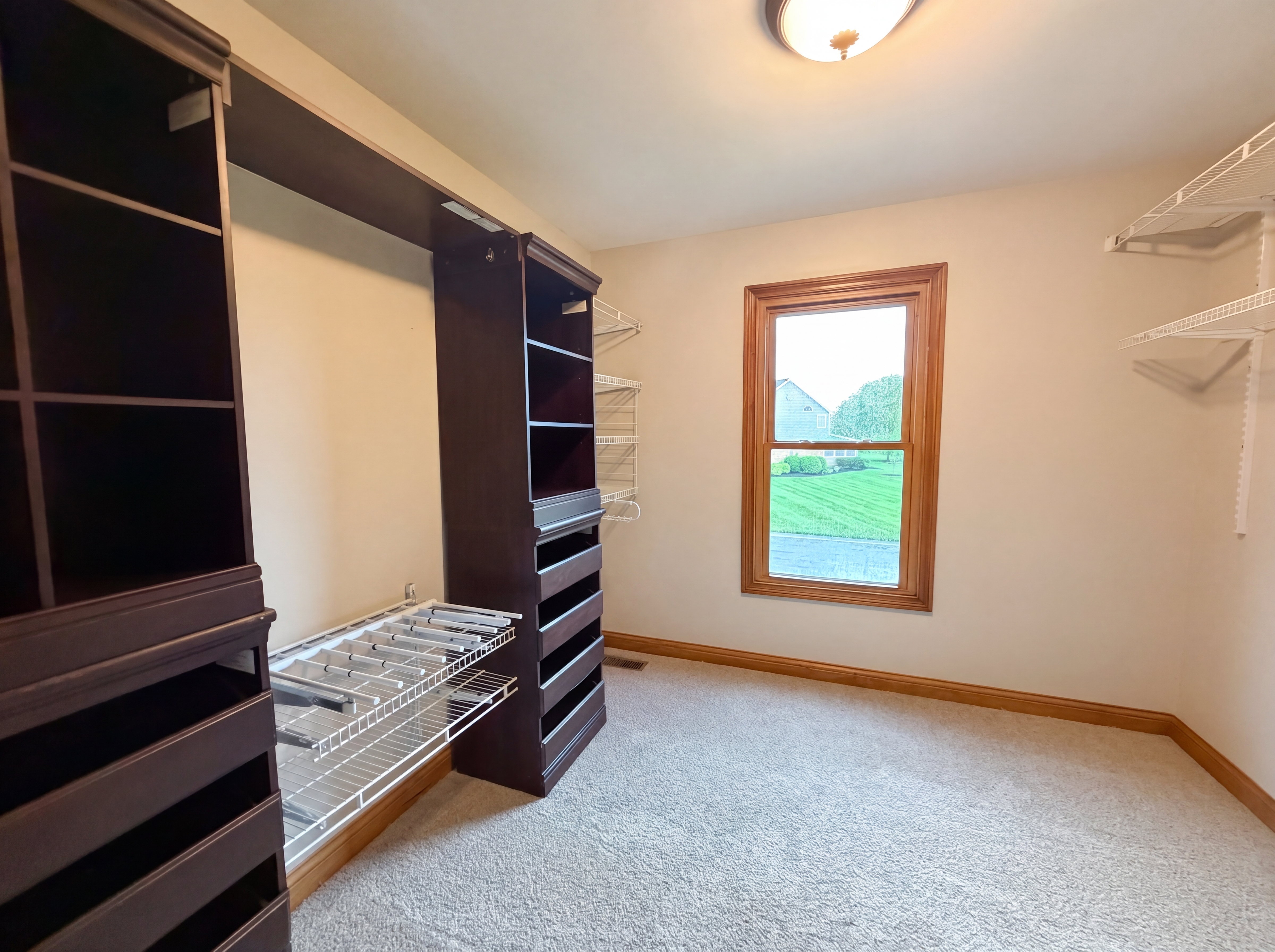 Photo 9 of 40 of 4758 Carriage Dr, Mason, OH
