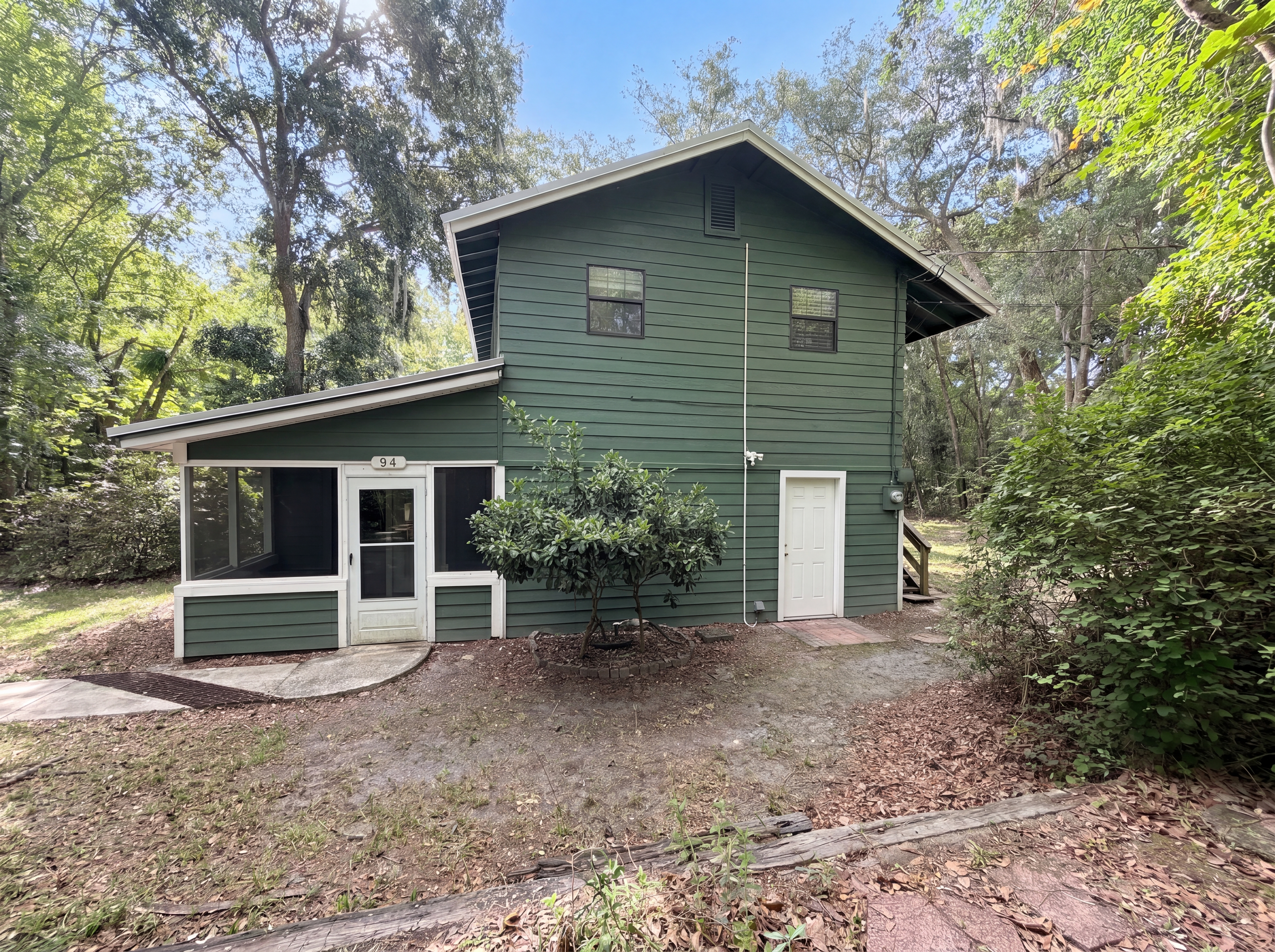 Photo 13 of 18 of 94 Conifer Cir, Middleburg, FL