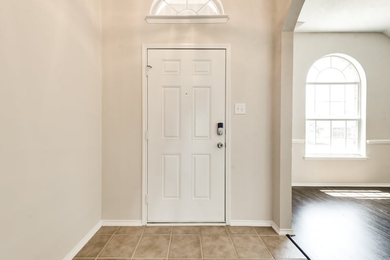 Photo 12 of 33 - 9621 Links Fairway Dr, Rowlett, TX 75089