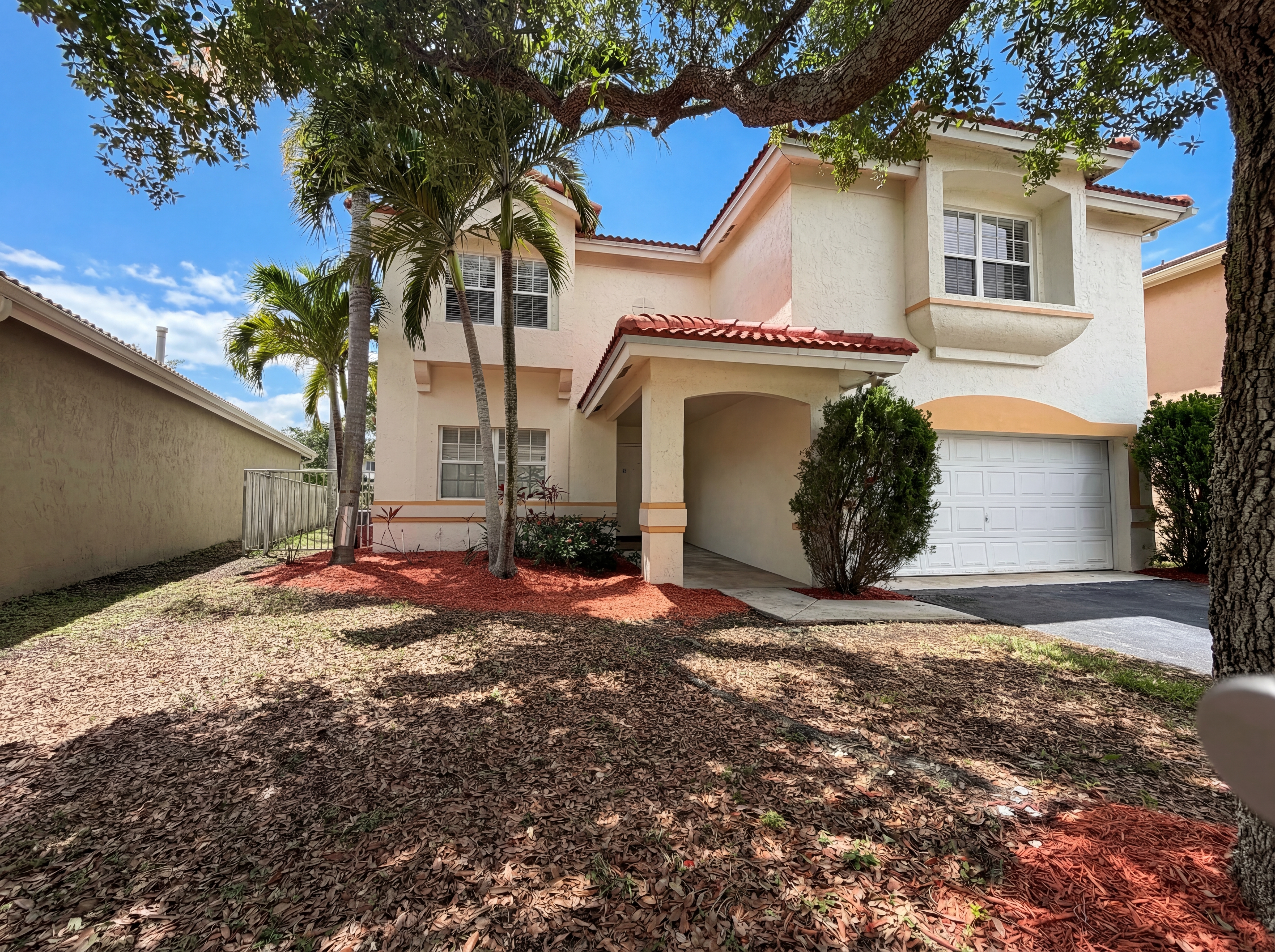 Photo 7 of 22 of 73 Gables Blvd, Weston, FL