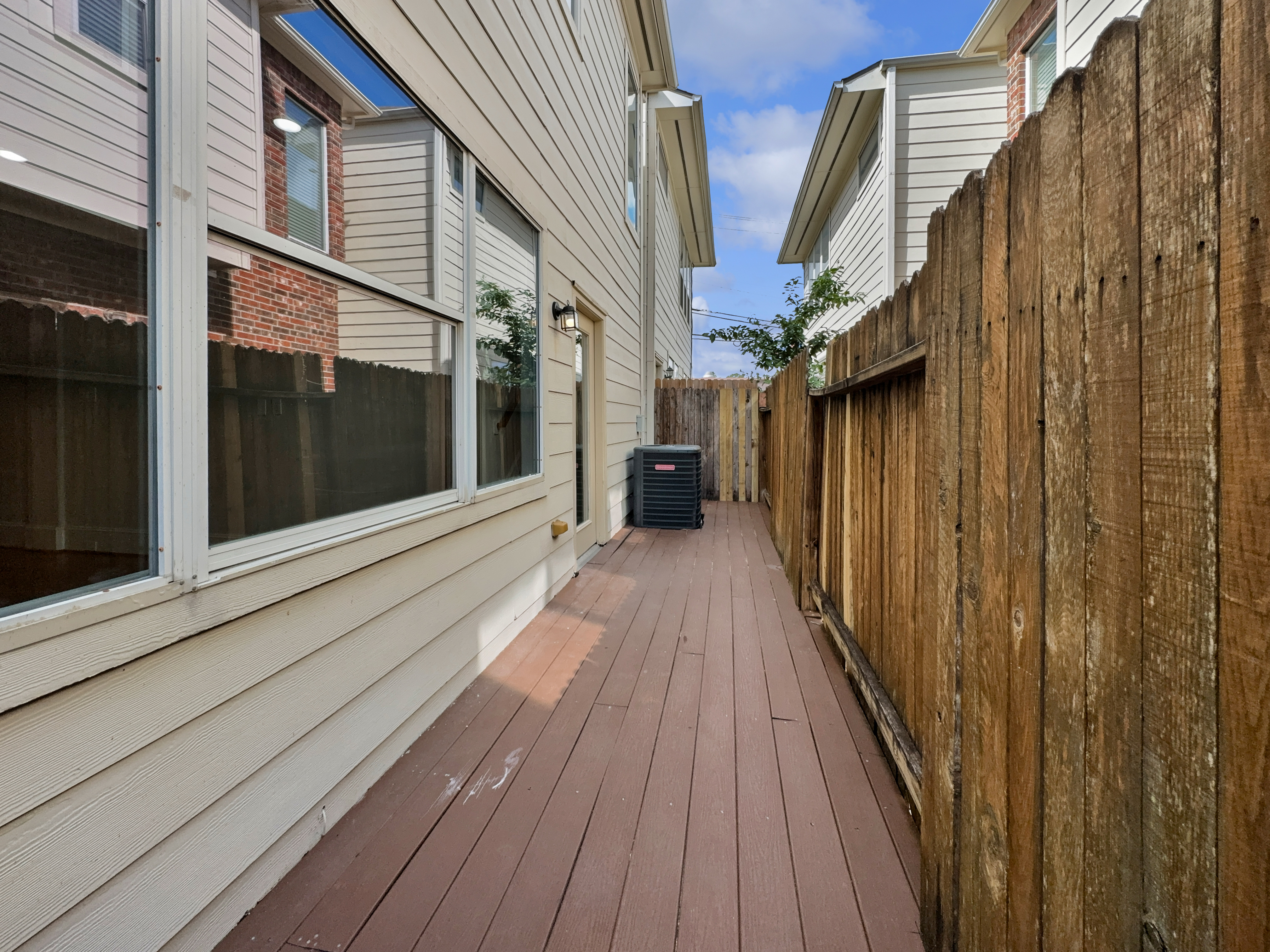 Photo 8 of 22 of 1762 Aden Mist Dr, Houston, TX