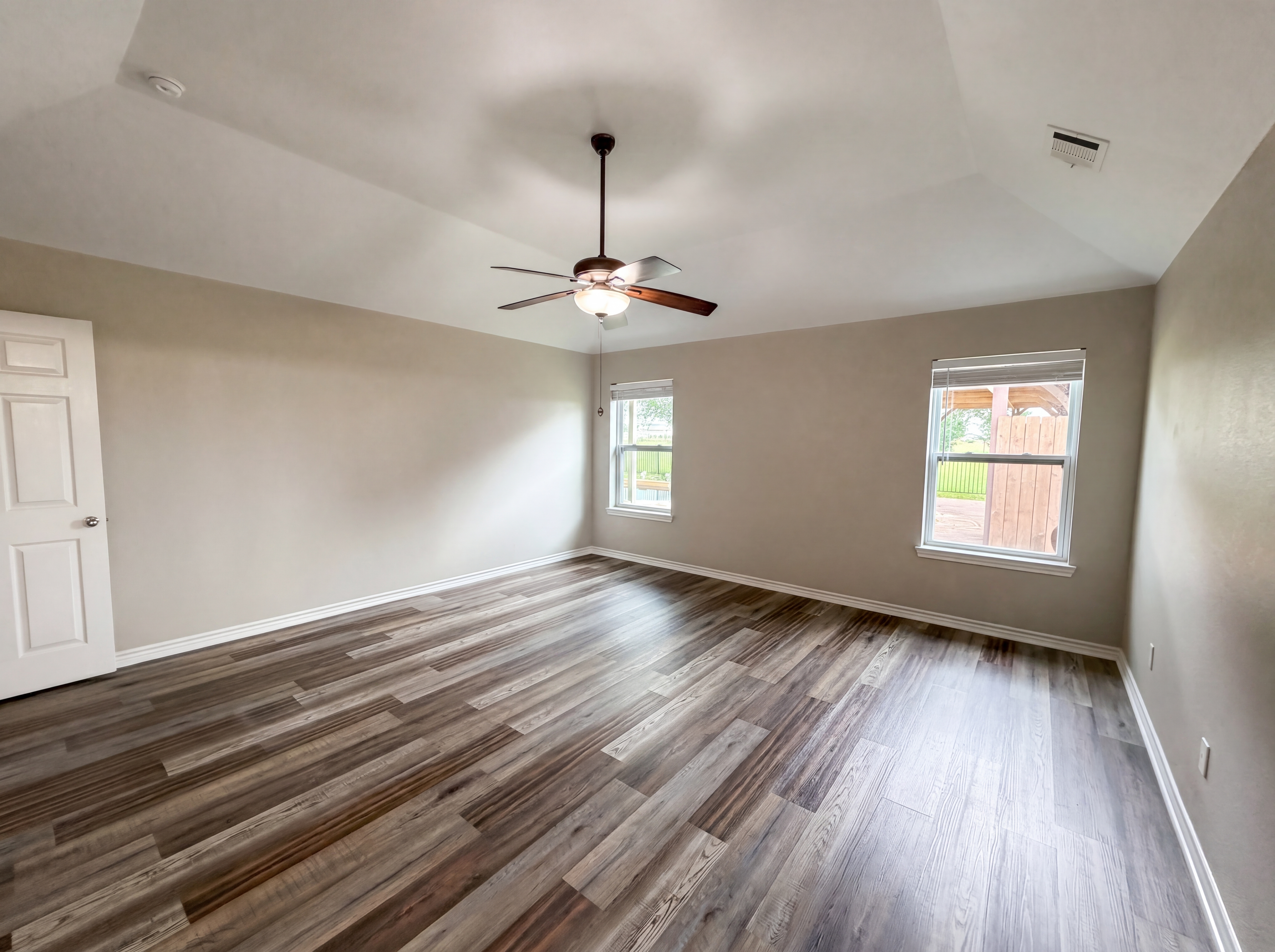 Photo 8 of 17 of 5318 County Road 2708, Caddo Mills, TX