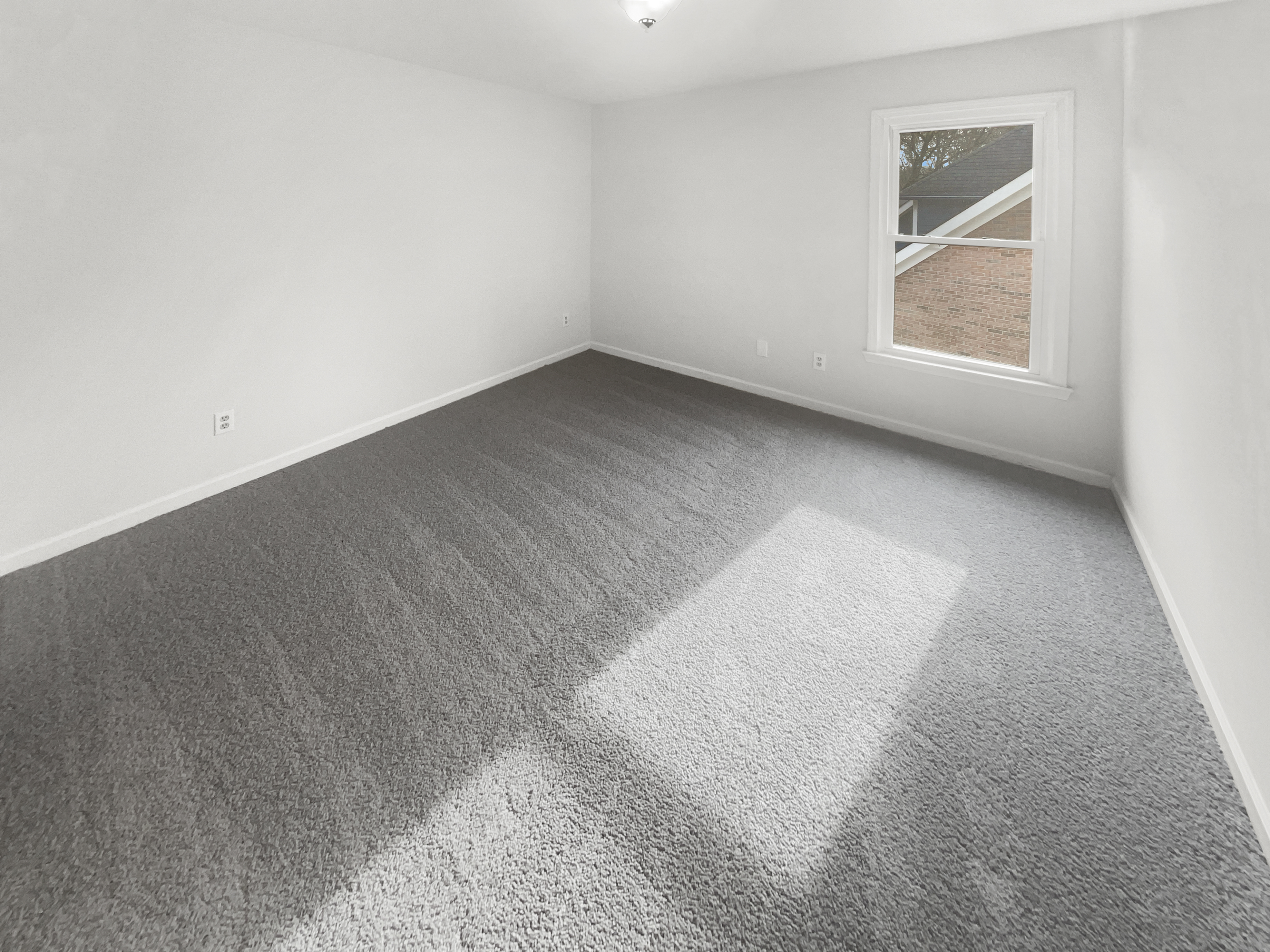 Photo 25 of 36 of 2669 Glenrose Hl, Atlanta, GA
