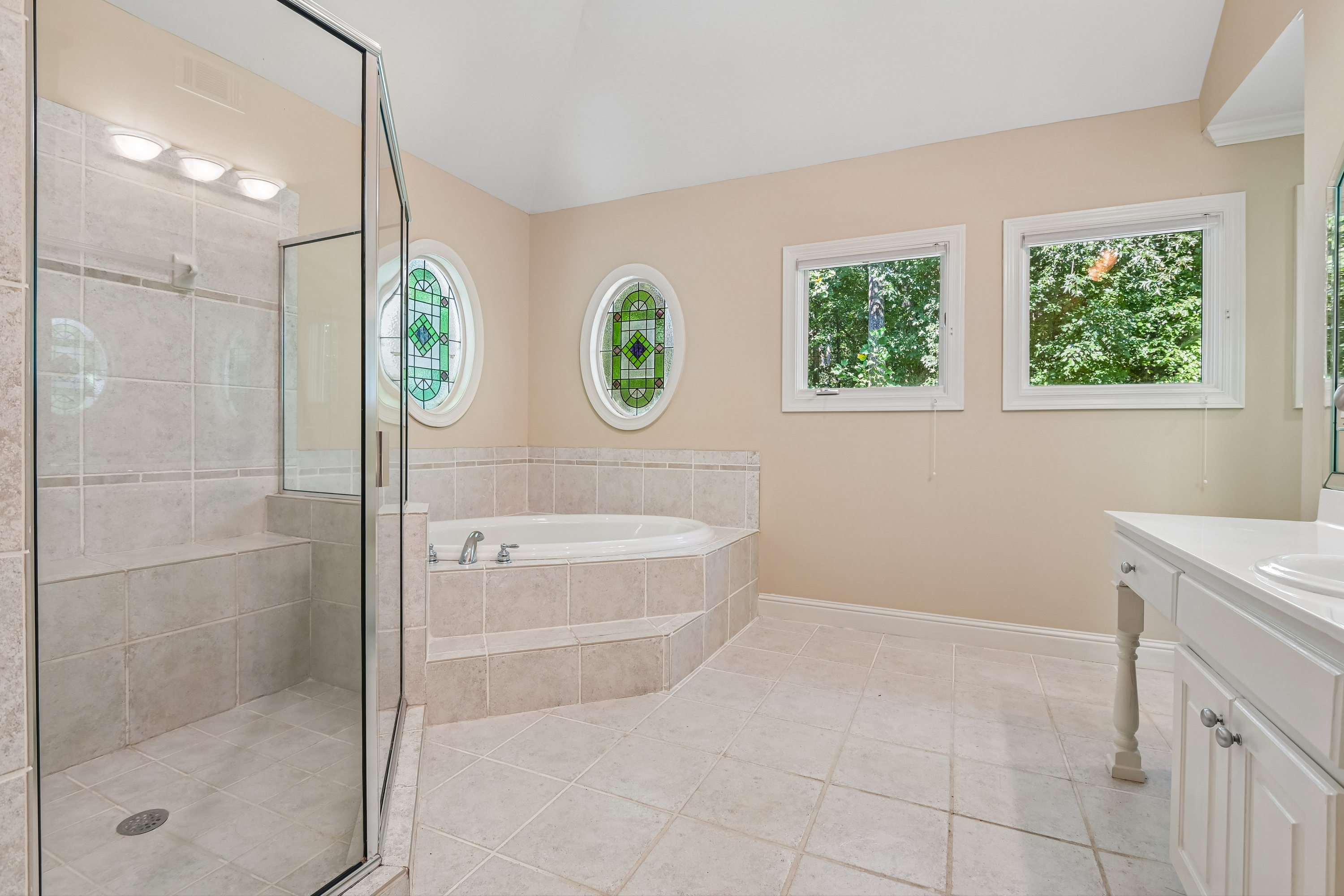 Photo 18 of 73 of 720 Barberry Dr, Alpharetta, GA