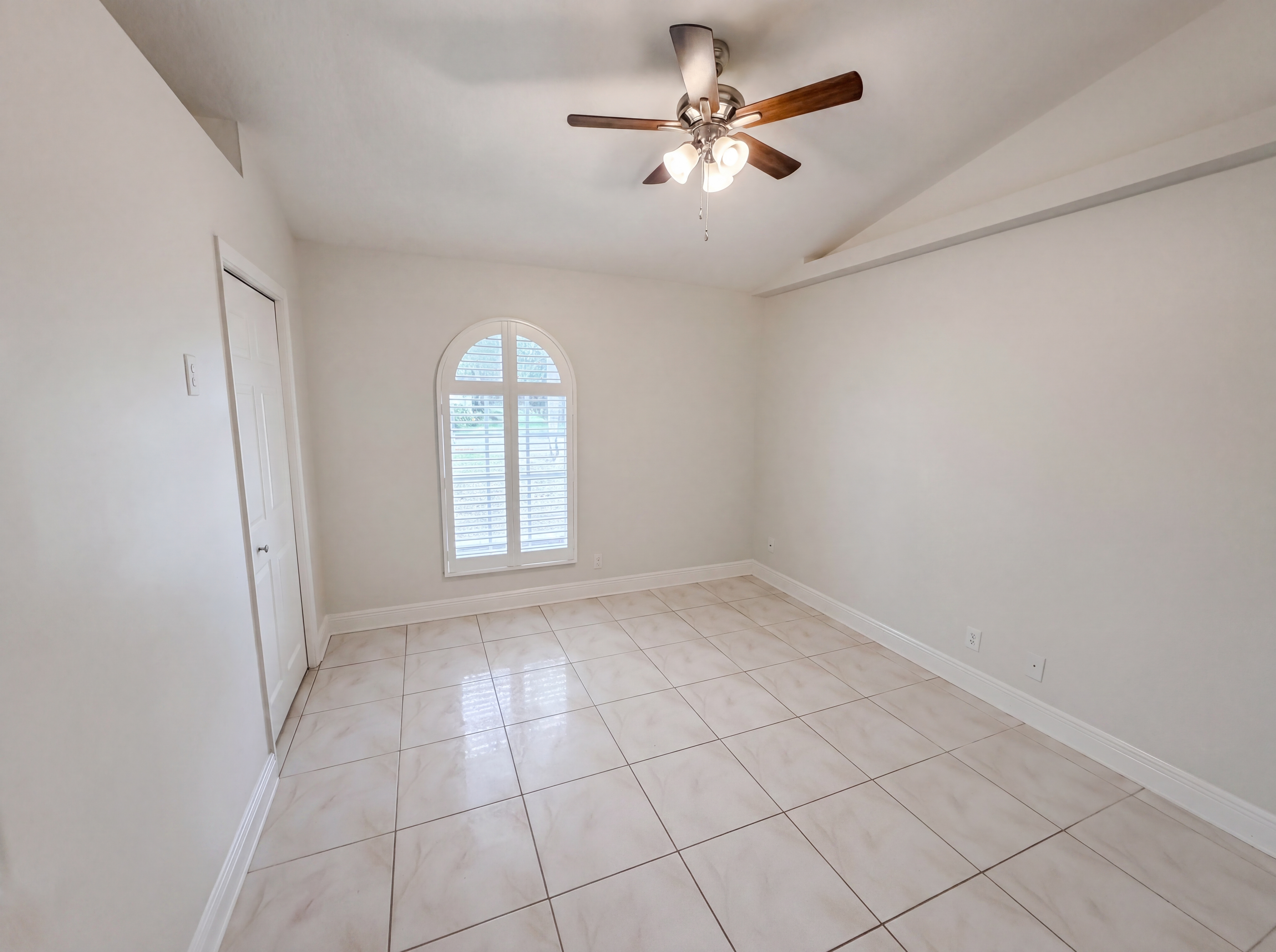 Photo 19 of 28 of 4614 Zoltan Dr, Titusville, FL