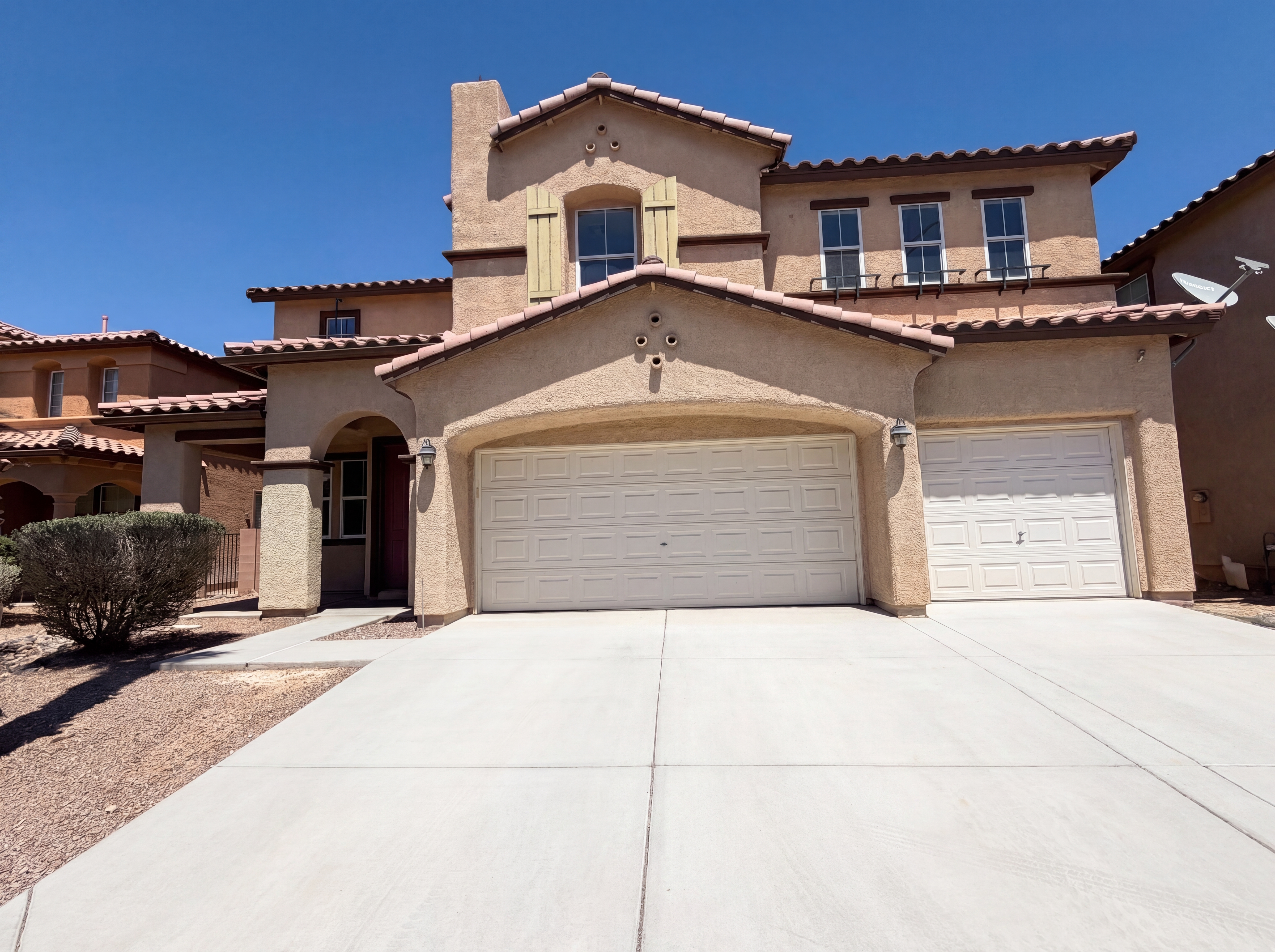 Photo 8 of 44 of 3216 Bonassola Ave, North Las Vegas, NV