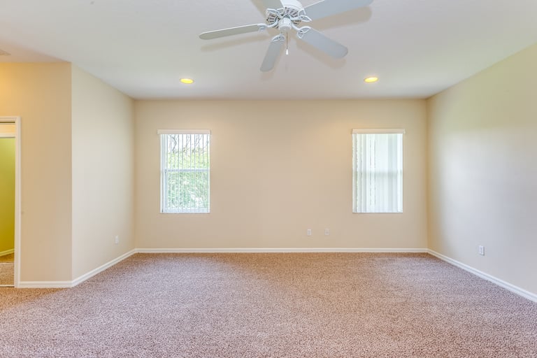 Photo 14 of 32 - 3340 Lake Jean Dr, Orlando, FL 32817