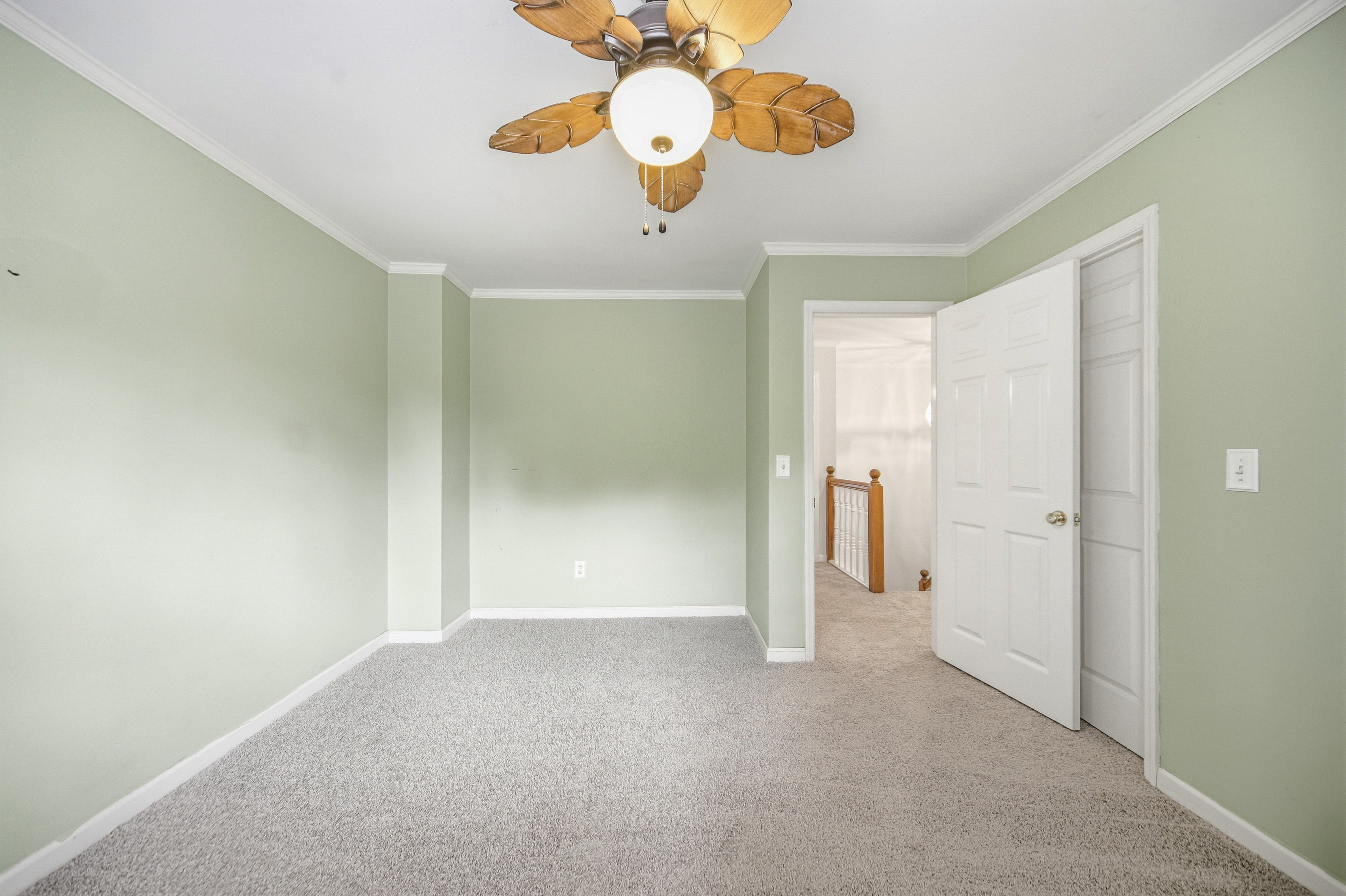 Photo 15 of 32 of 2690 Shadow Pine Dr, Roswell, GA