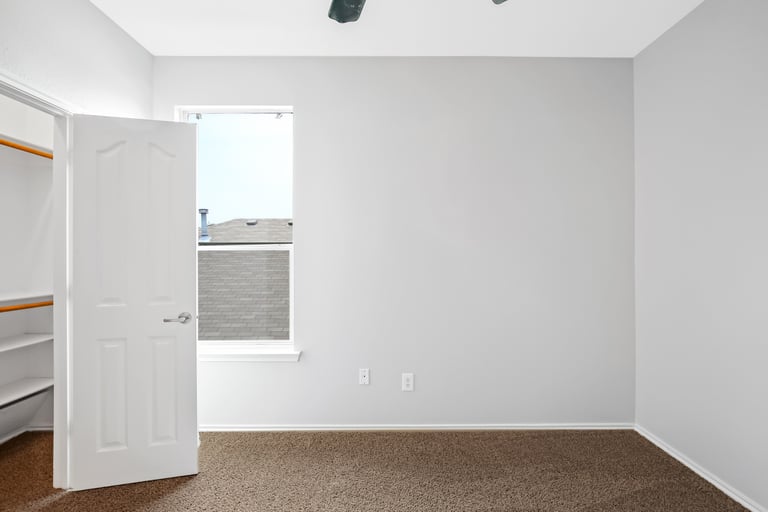 Photo 26 of 30 - 5813 Pearl Oyster Ln, Fort Worth, TX 76179