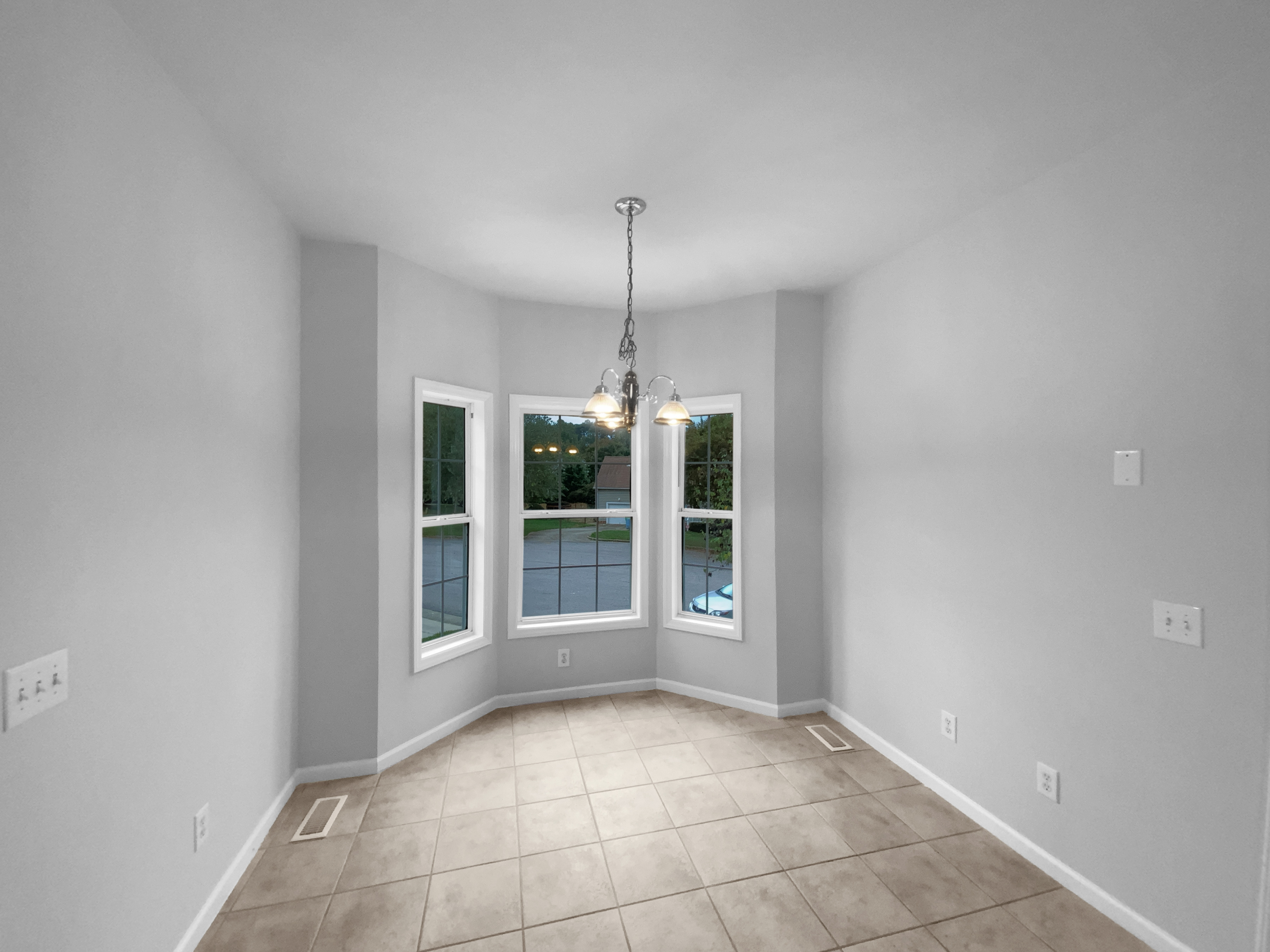 Photo 9 of 25 of 2901 Piney Ct, Raleigh, NC