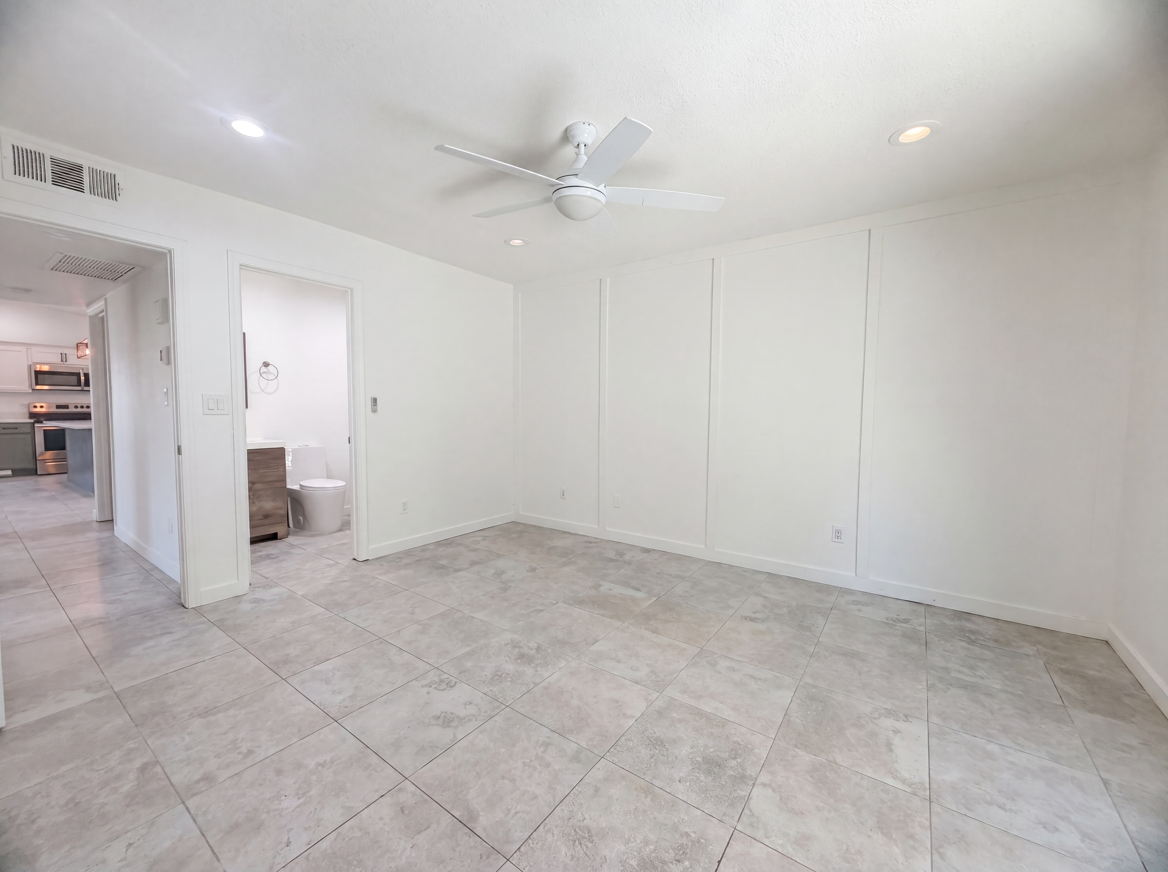 Photo 4 of 19 of 11031 E Vine Ave, Mesa, AZ