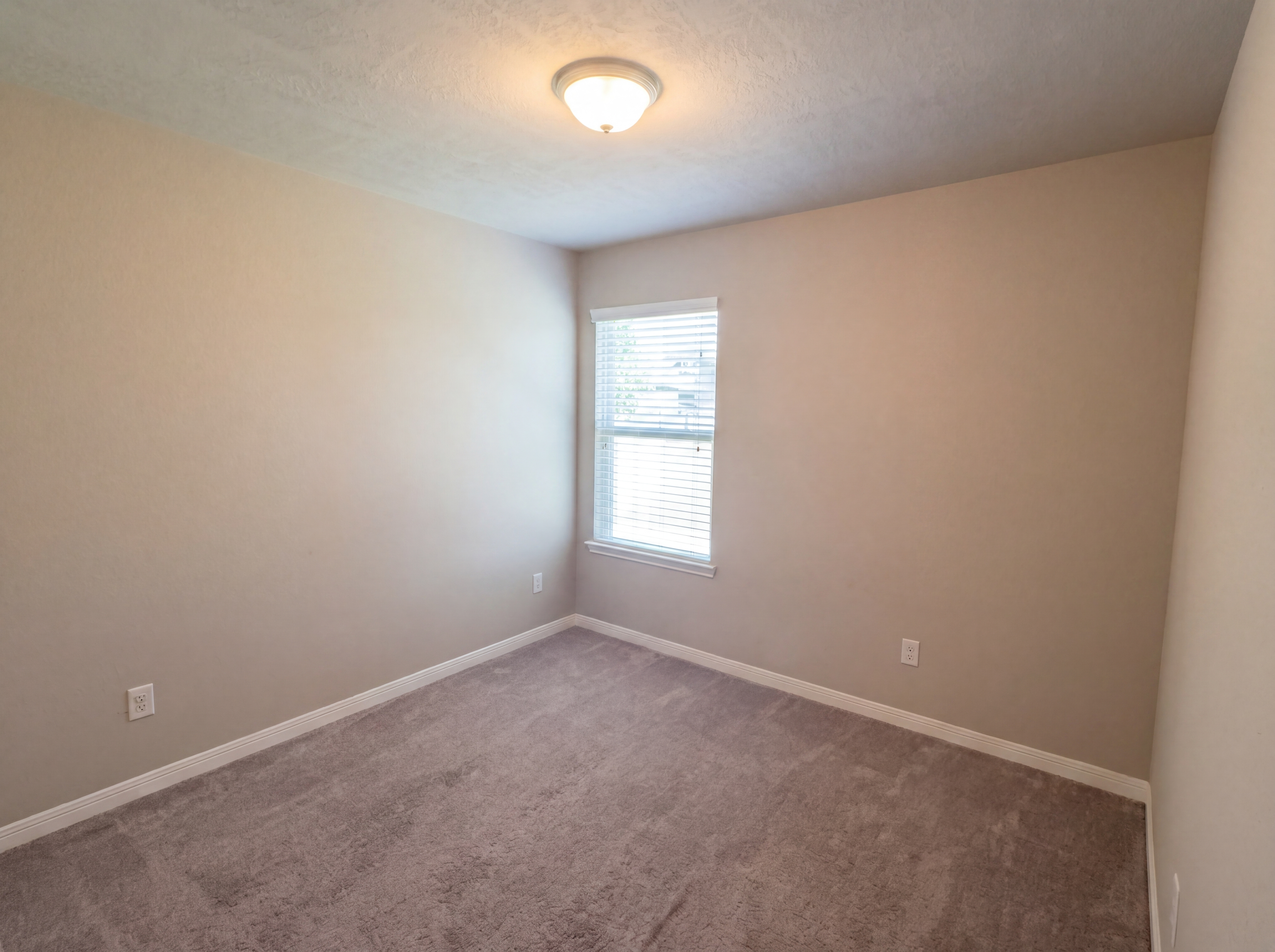 Photo 7 of 27 of 2132 Markley Dr, Bryan, TX