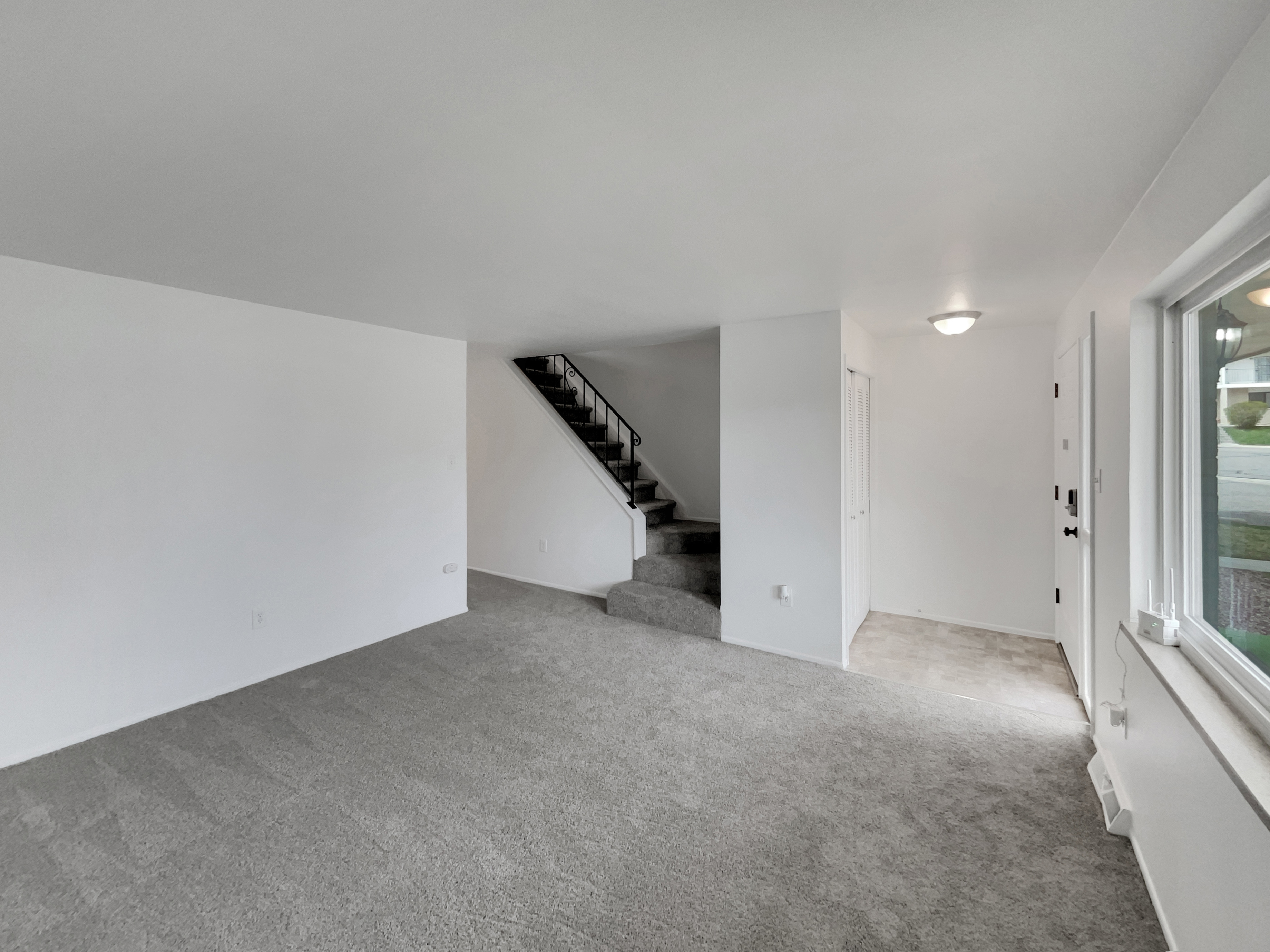 Photo 12 of 24 of 11422 W 17th Pl, Lakewood, CO