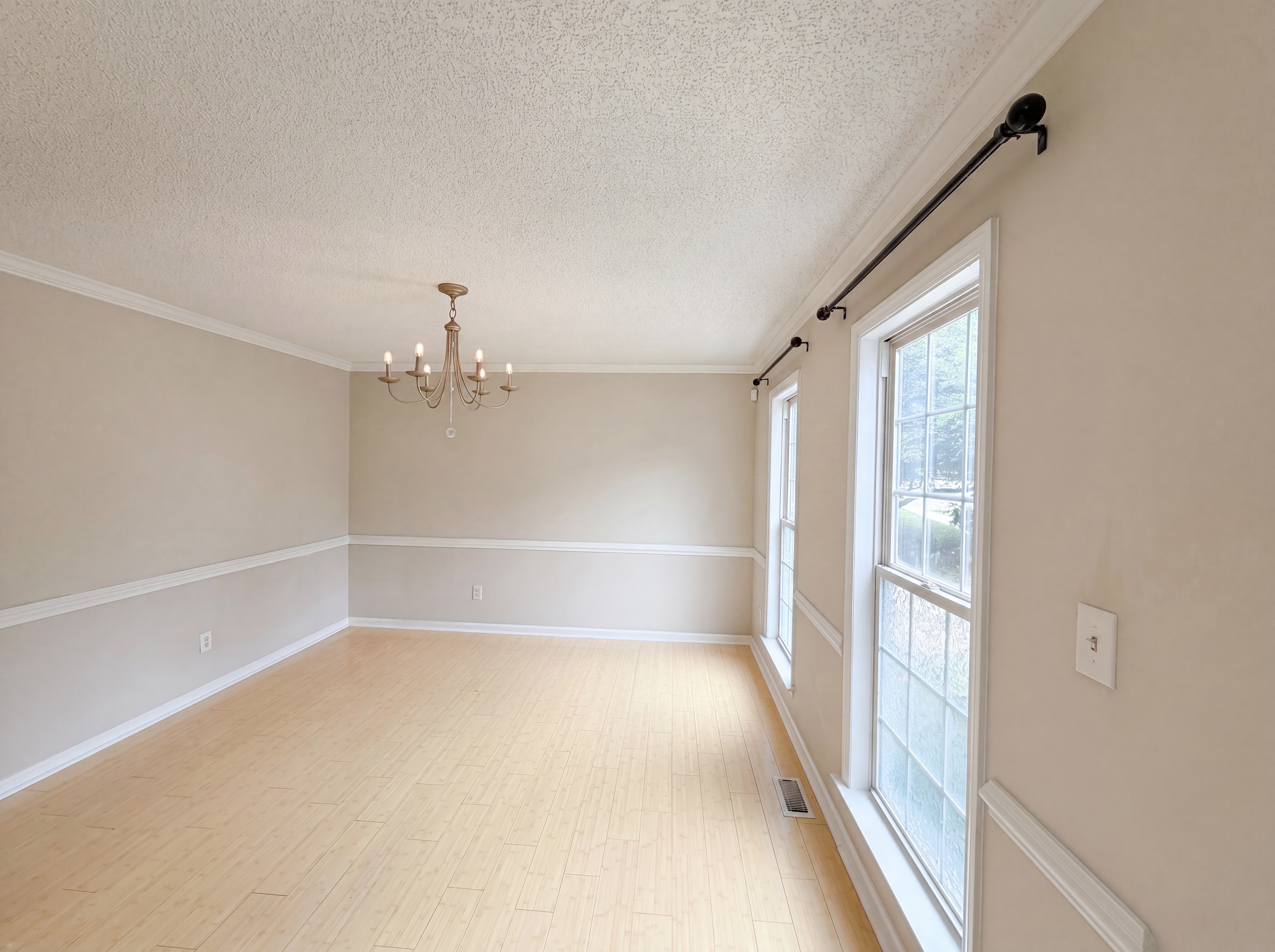 Photo 8 of 21 of 128 Morena Dr, Holly Springs, NC